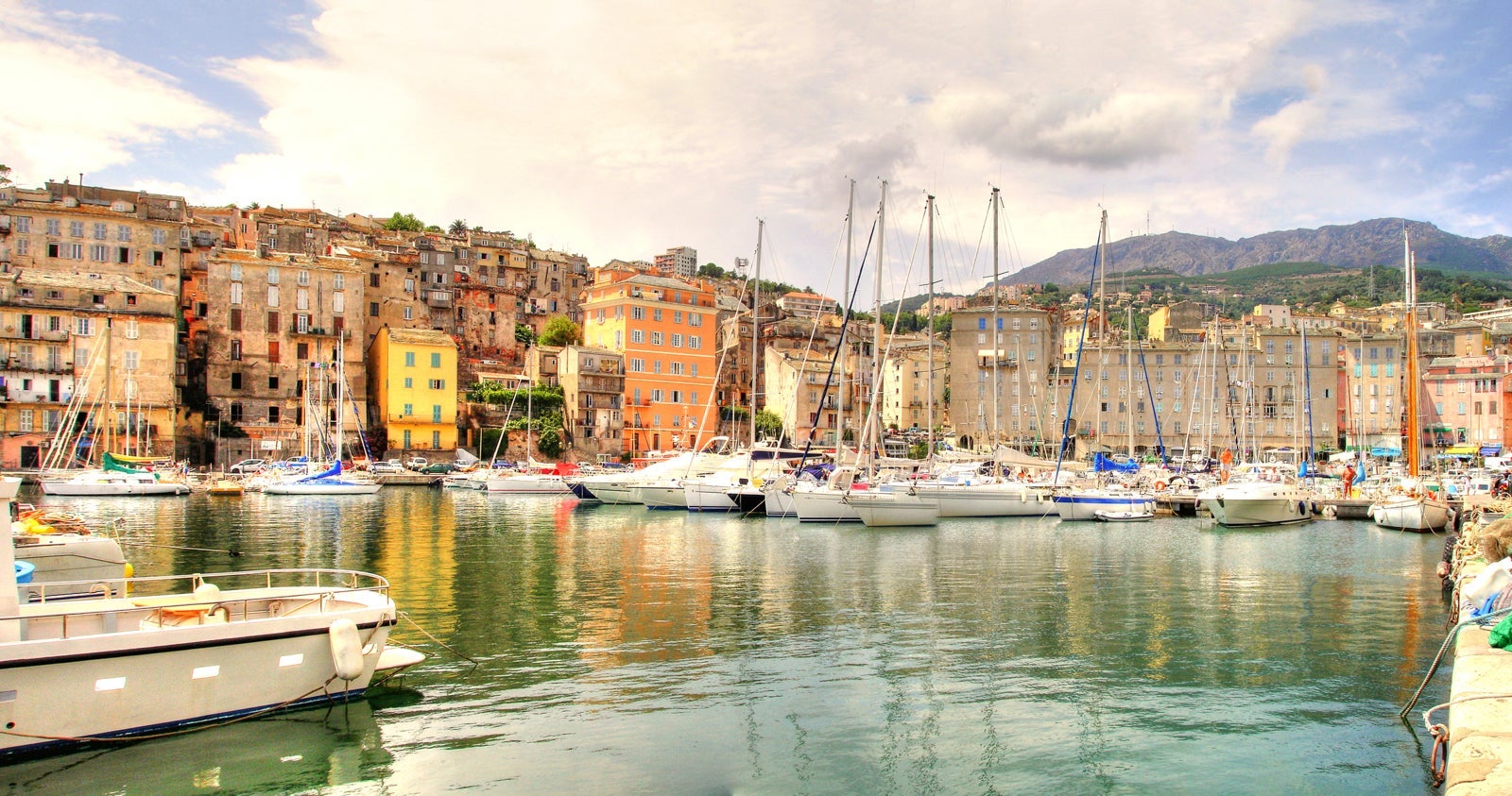 le vieux port de bastia