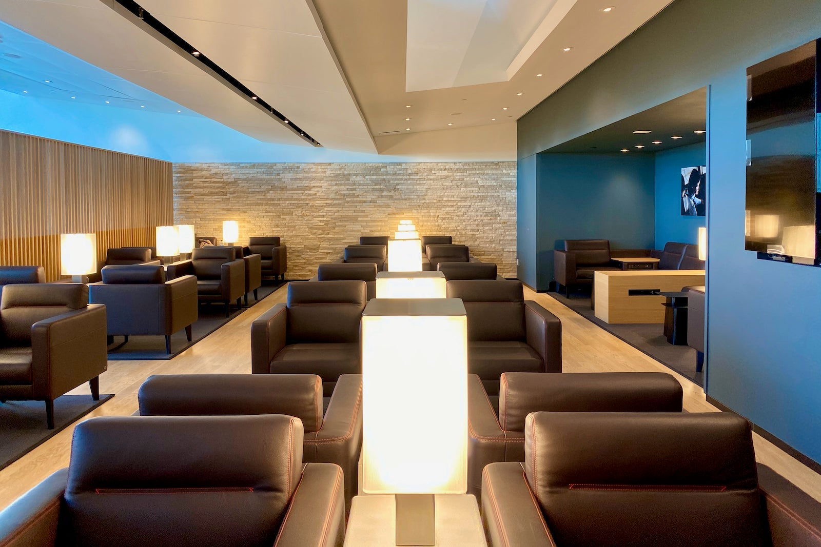 Swiss Lounge JFK Zach Griff - 16