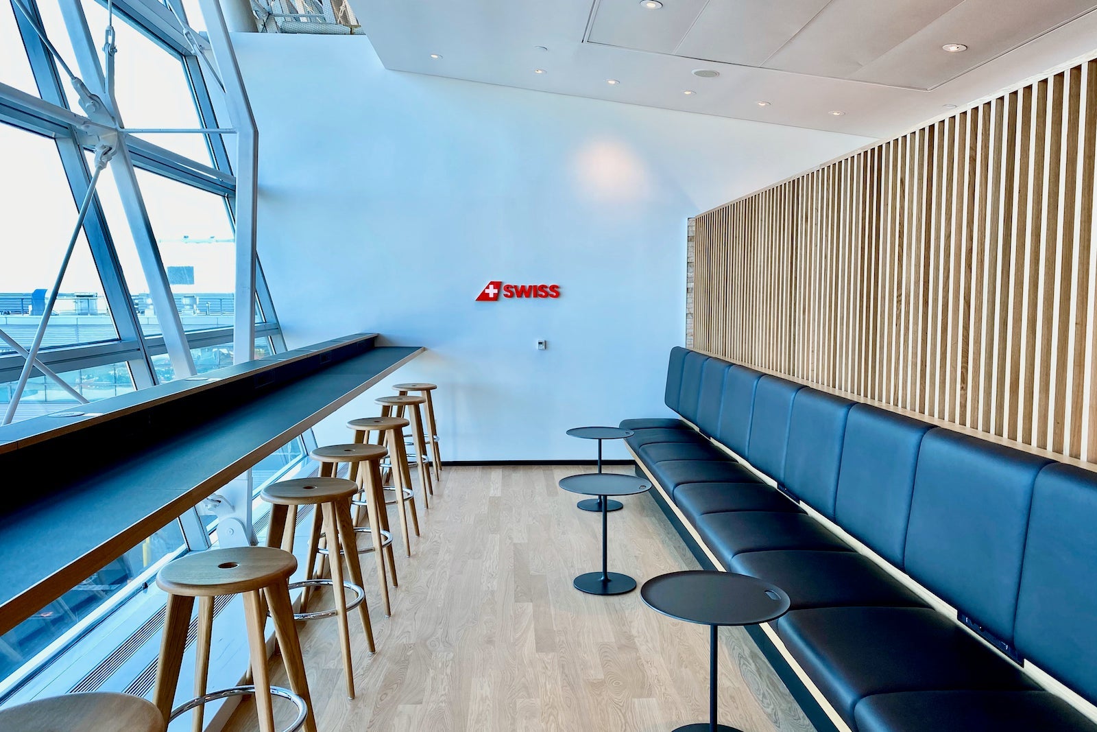 Swiss Lounge JFK Zach Griff - 4
