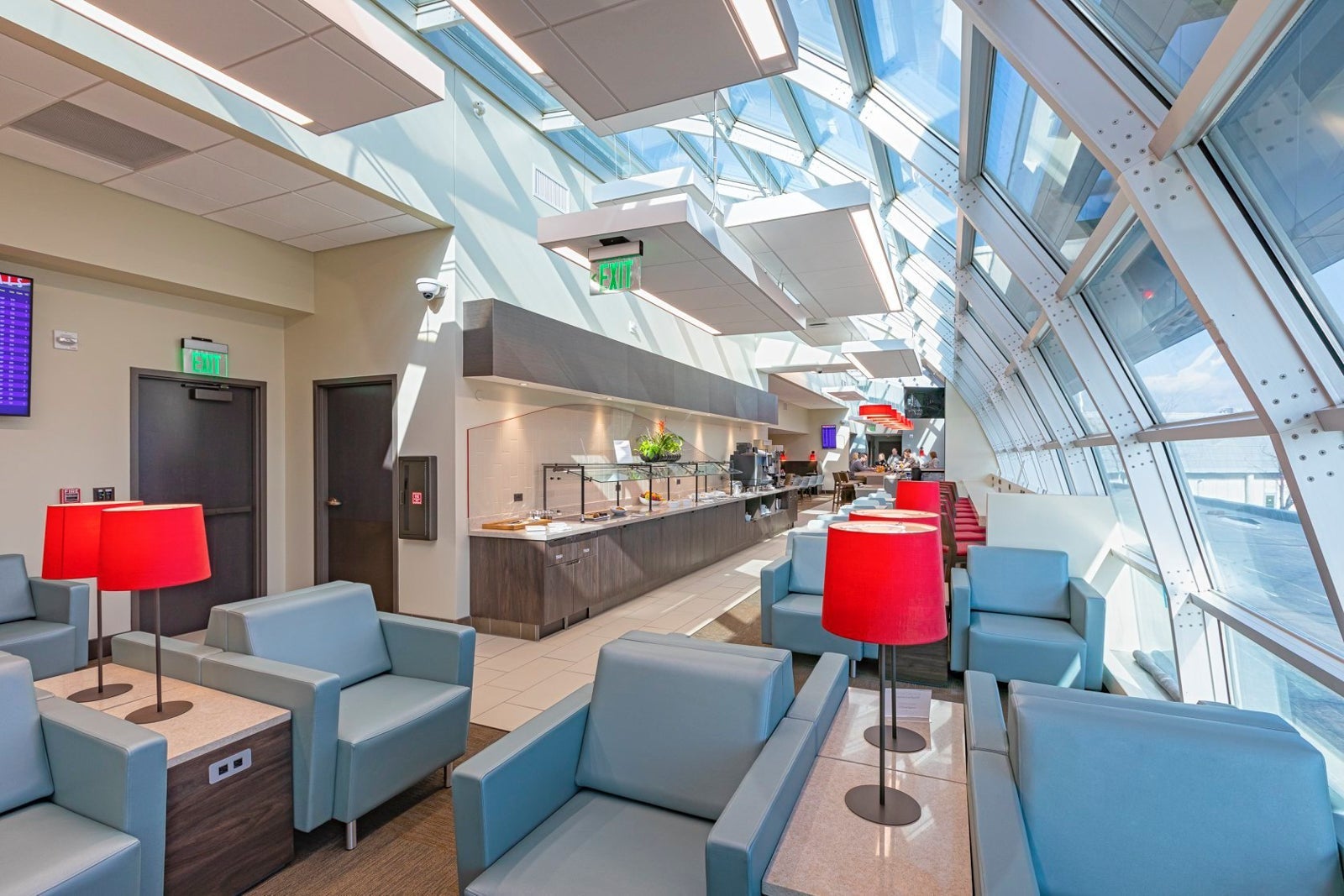 Wingtips Lounge Priority Pass St Louis