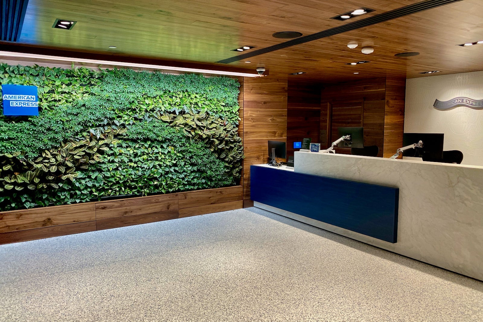 Amex Centurion Lounge Los Angeles LAX Zach Griff - 62