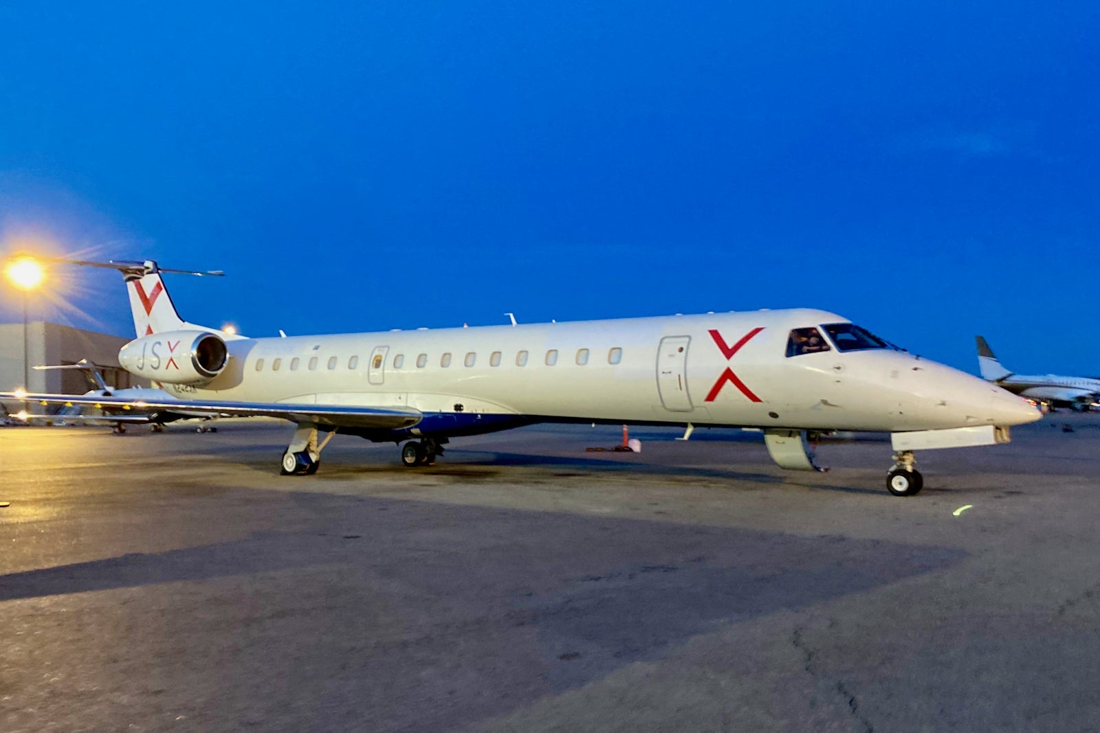 JetSuiteX JSX Embraer 145 Zach Griff ZGriff - 7