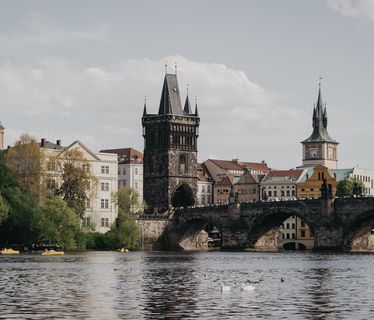 Prague_marius-serban-unsplash