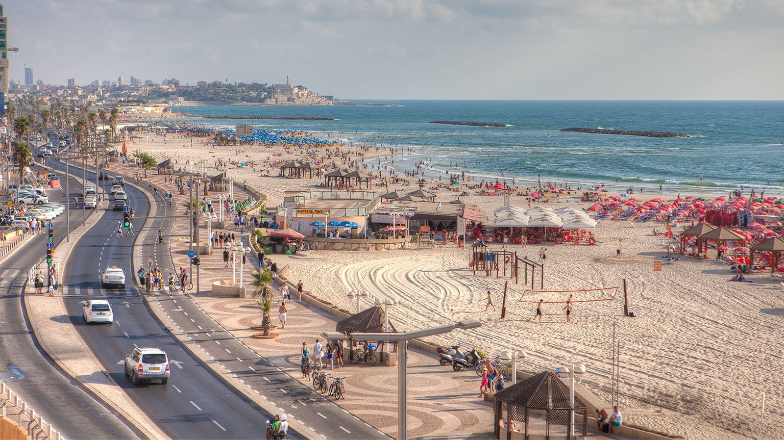 tel-aviv-beach-promenade-Dana-Friedlander