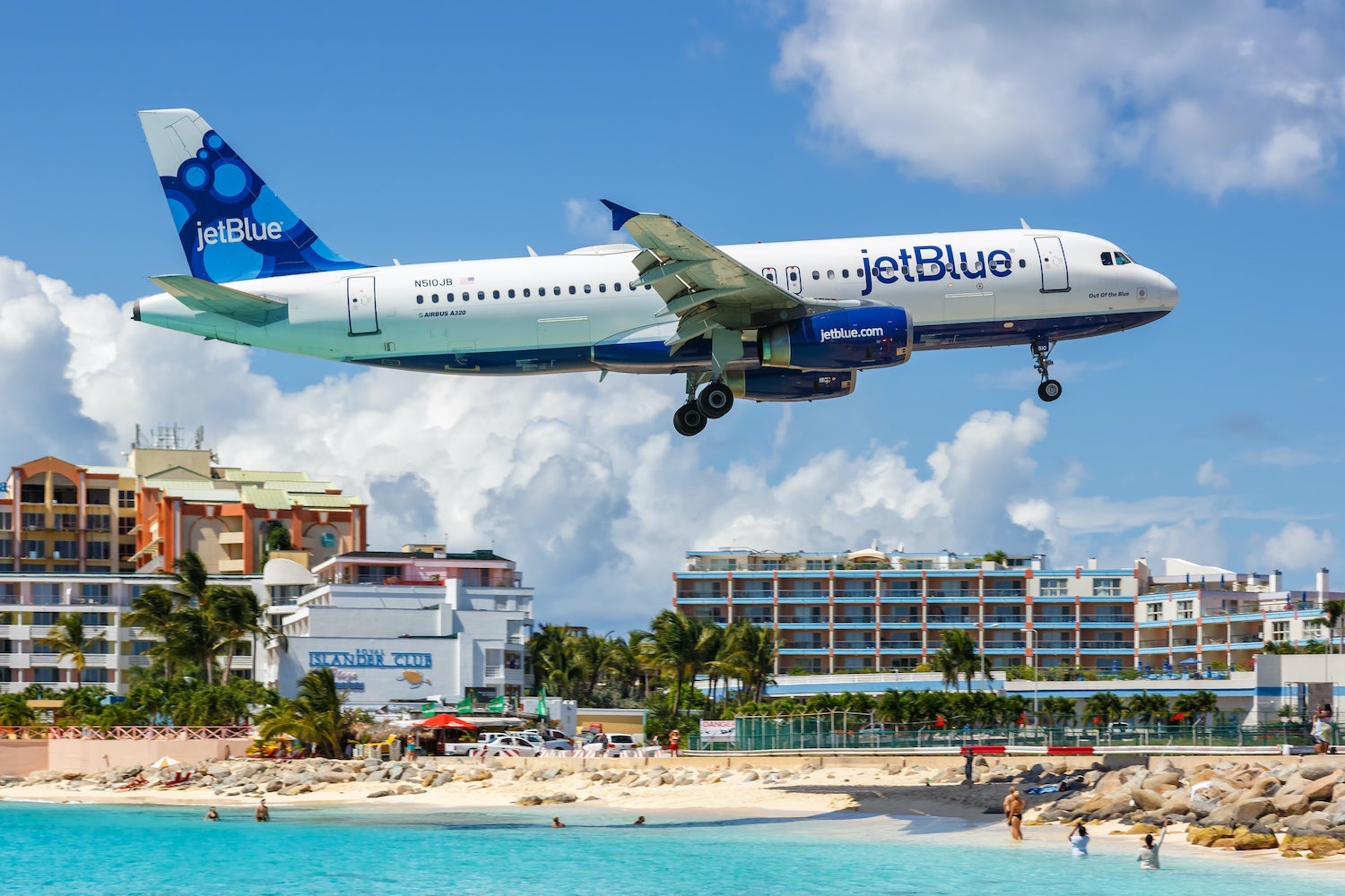 JetBlue A320 Landing at SXM