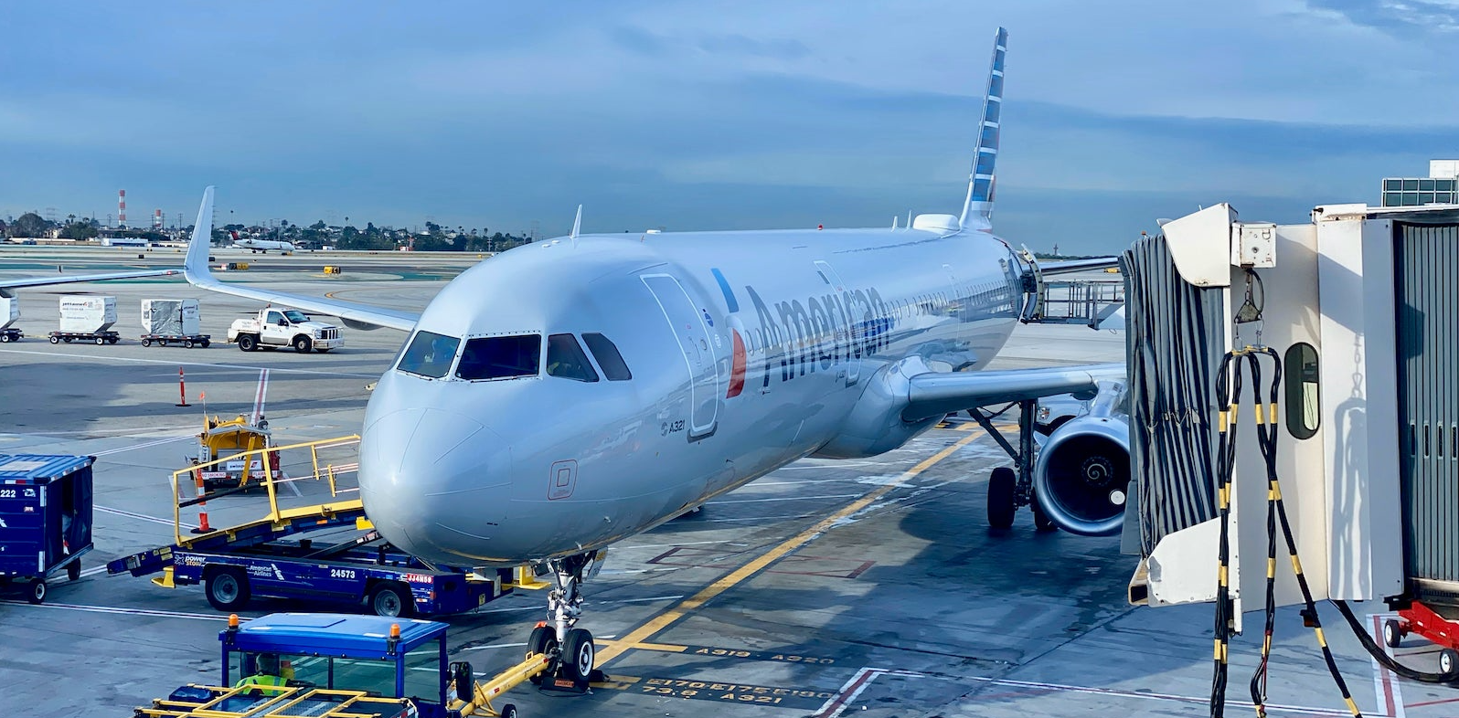 American-Airlines-Flagship-First-Airbus-A321T-Trancontinental-Zach-Griff-60-Featured