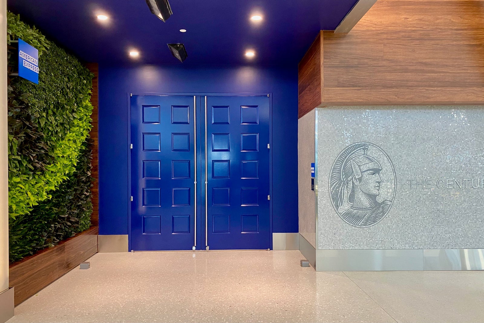 Amex Centurion Lounge JFK Zach Griff - 66