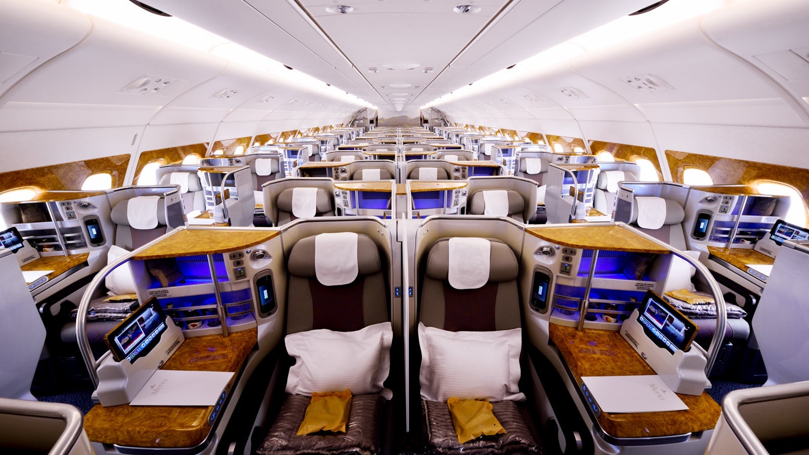 TPG Hub Pages_Emirates Business_Courtesy of Emirates