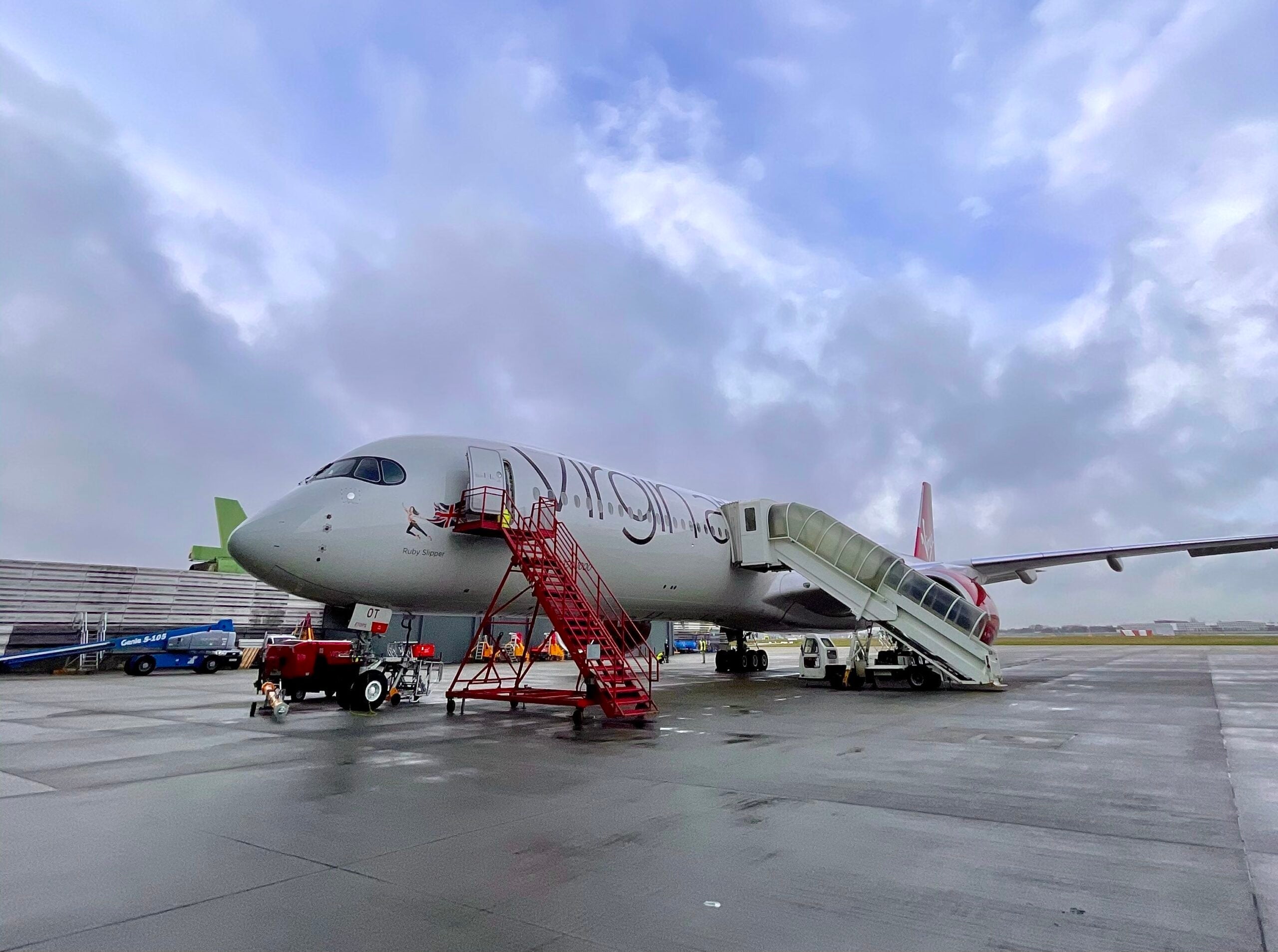 Nicky-Kelvin-Virgin-A350-Fitting-Ruby-SlipperIMG_3921-scaled