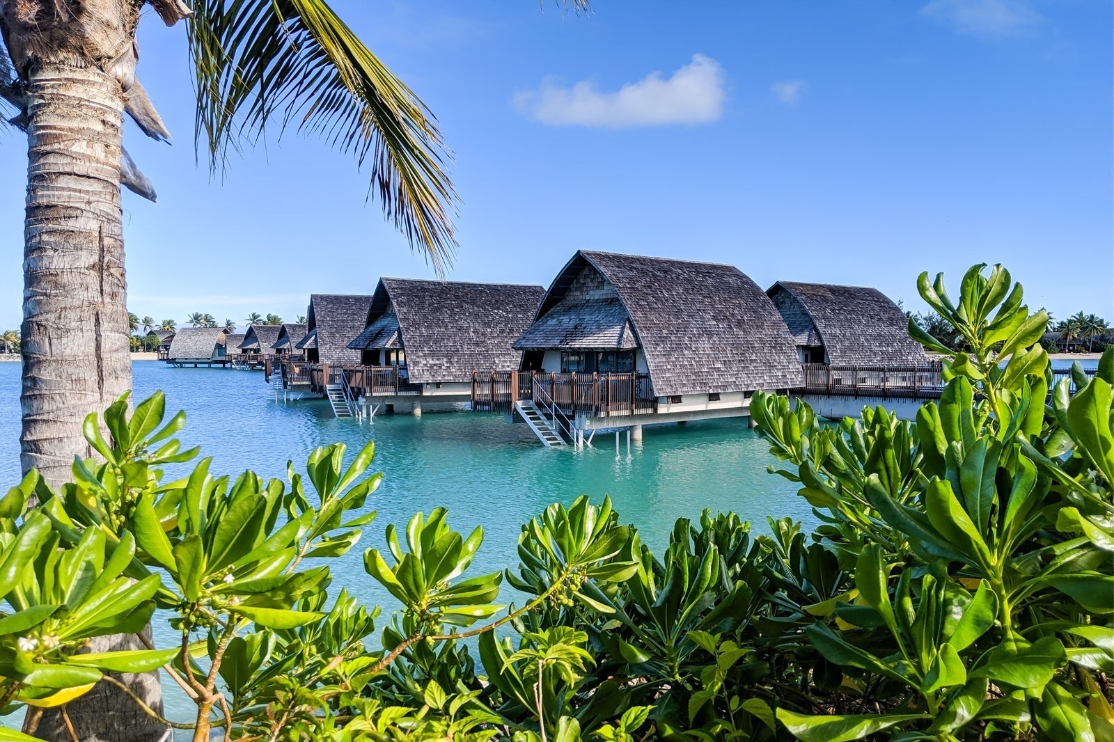 marriott-fiji-momi-bay-overwater