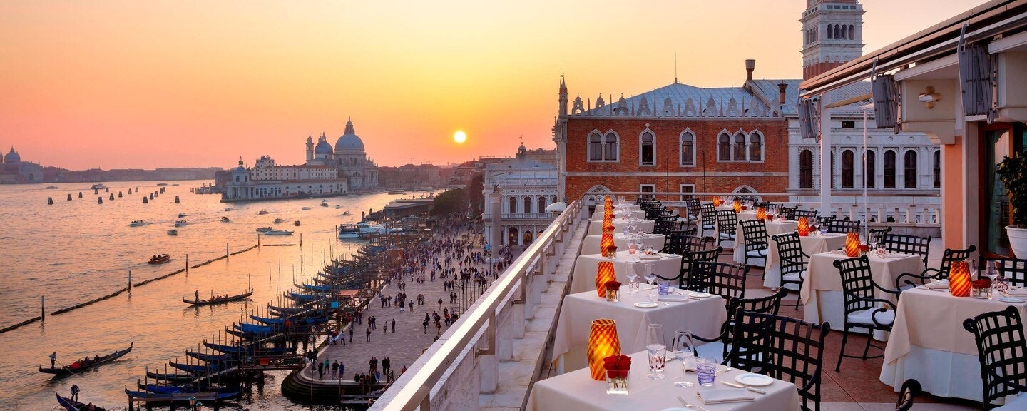 vcelc-terrace-8447-hor-feat