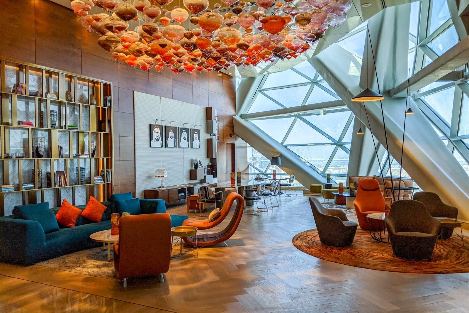 20191125_Hyatt-Andaz-Capital-Gate-Abu-Dhabi_KGenter_lobby-3-resized