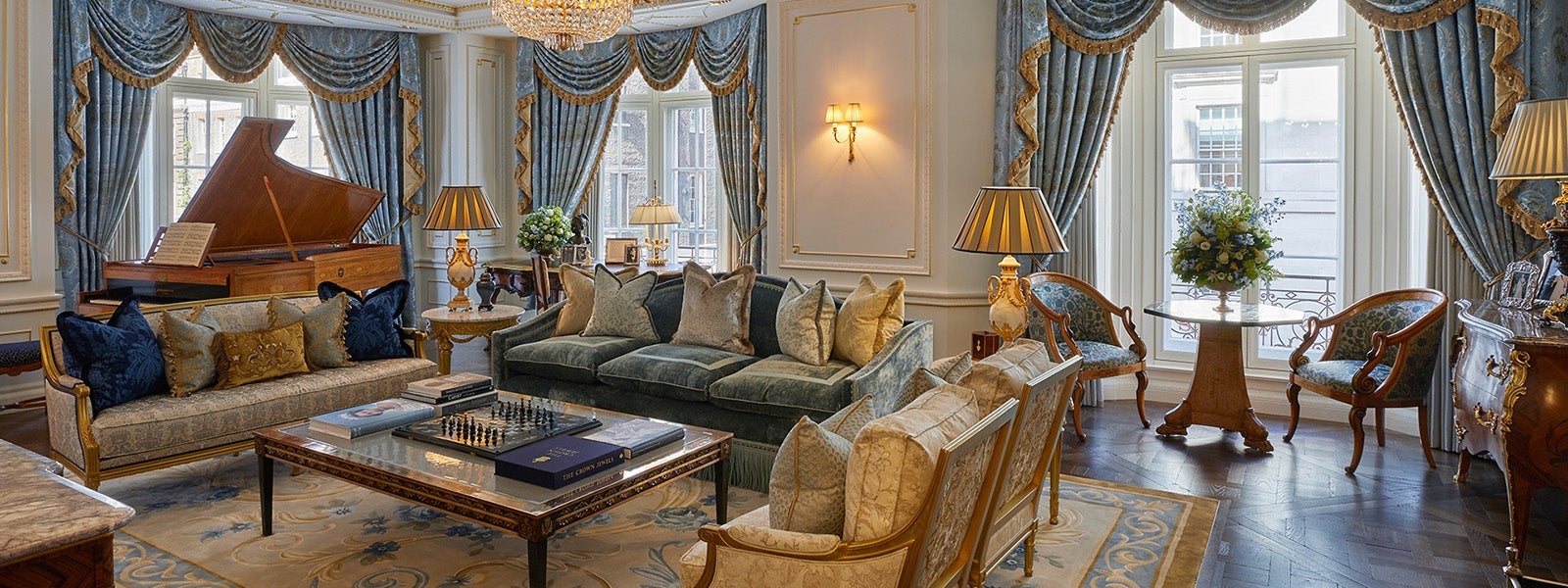 claridges-royal-suite