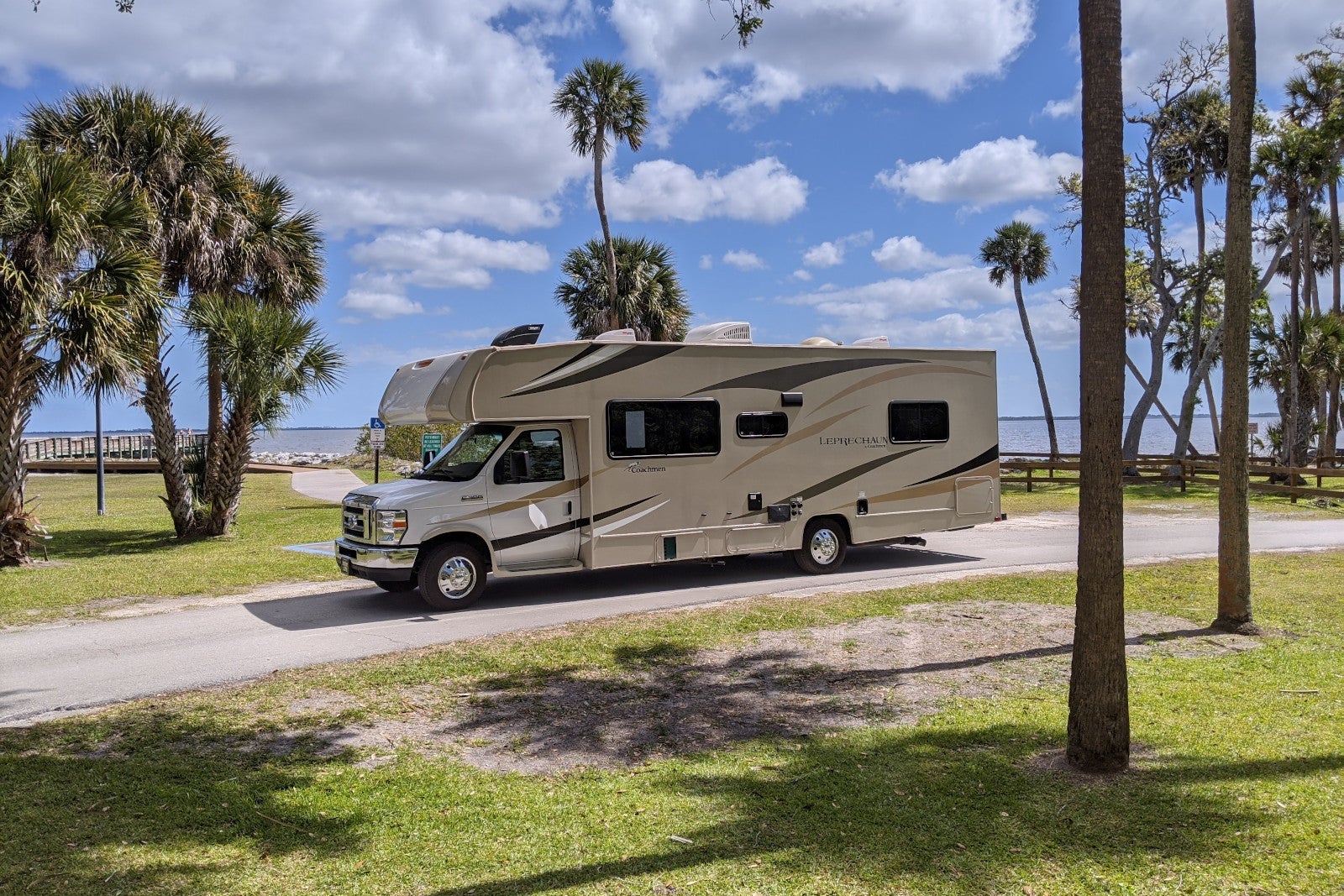 rv-site-lake-kgenter-3