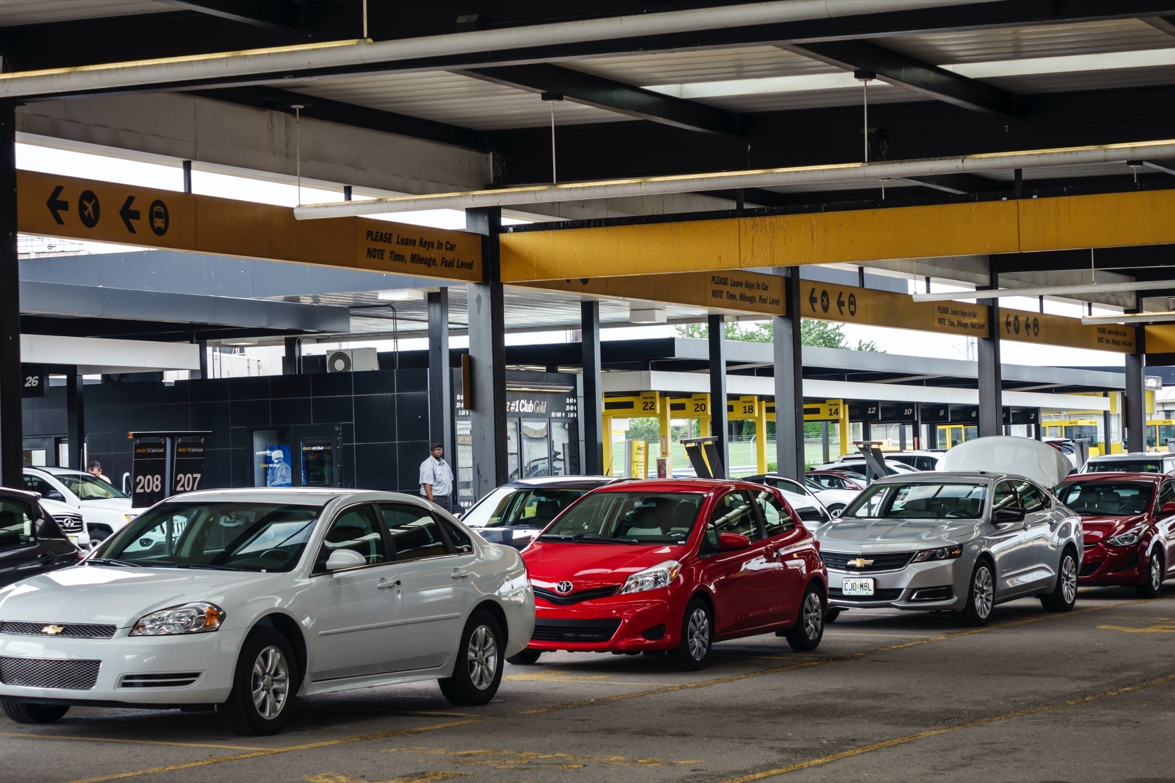 Rental-cars-at-STL-airport