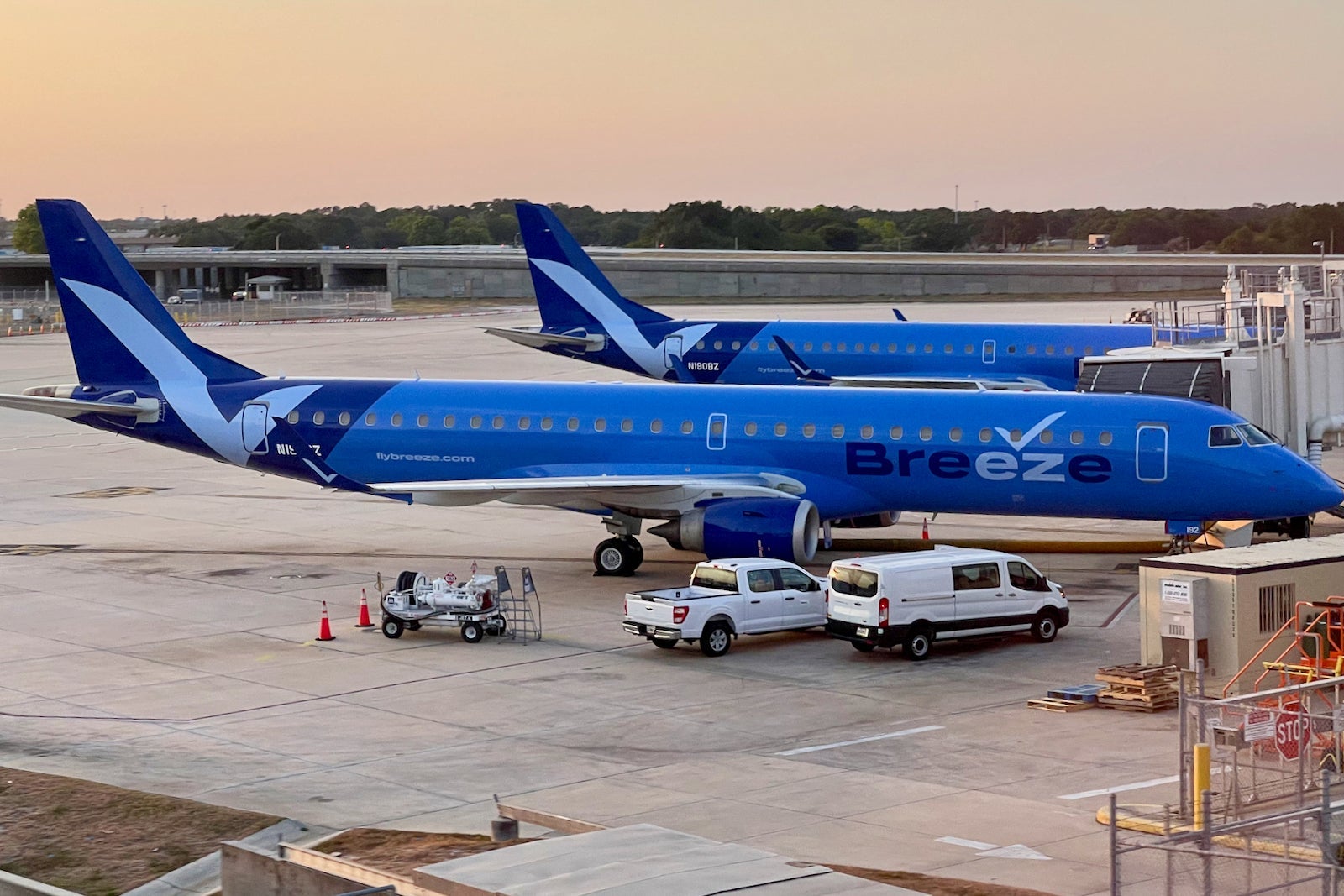 Breeze Airways Embraer 195 Inaugural Tampa Charleston