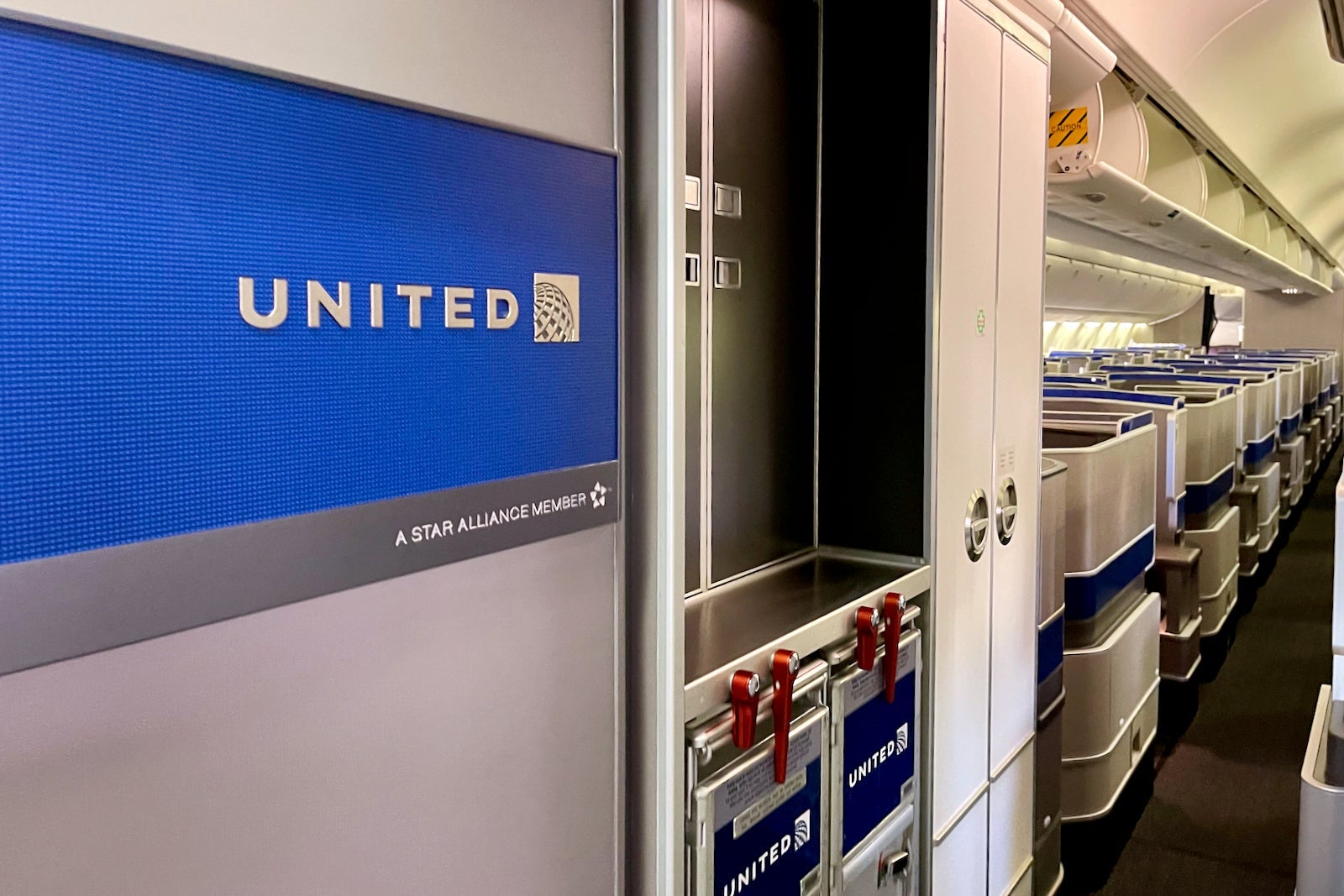 United Airlines Boeing 767-300 High J LAX JFK Zach Griff - 1 (2)