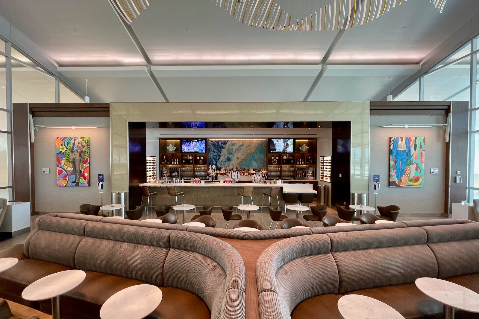 Delta Sky Club Fort Lauderdale FLL Zach Griff