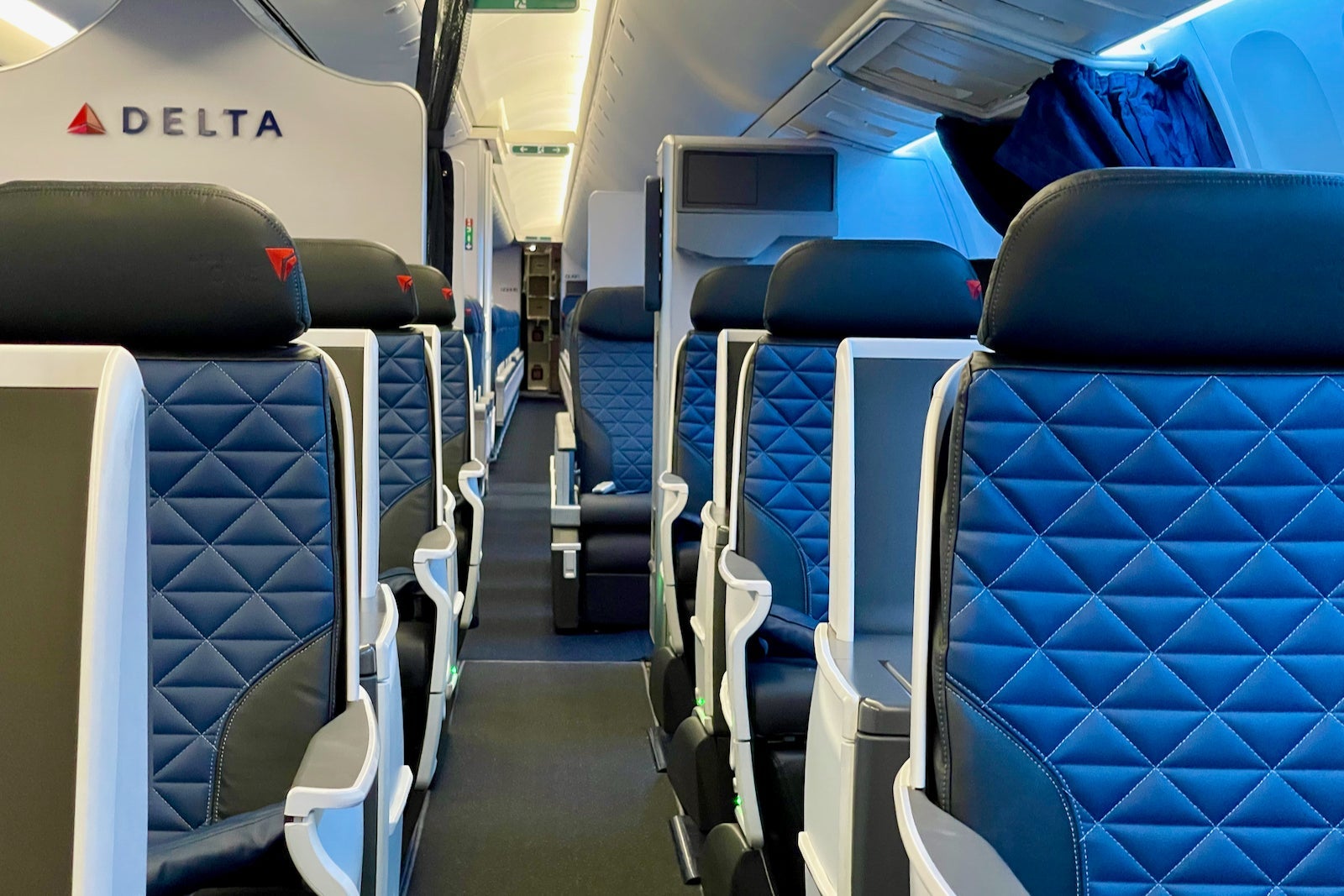 Delta Boeing 767-300 Retrofit One Premium Select