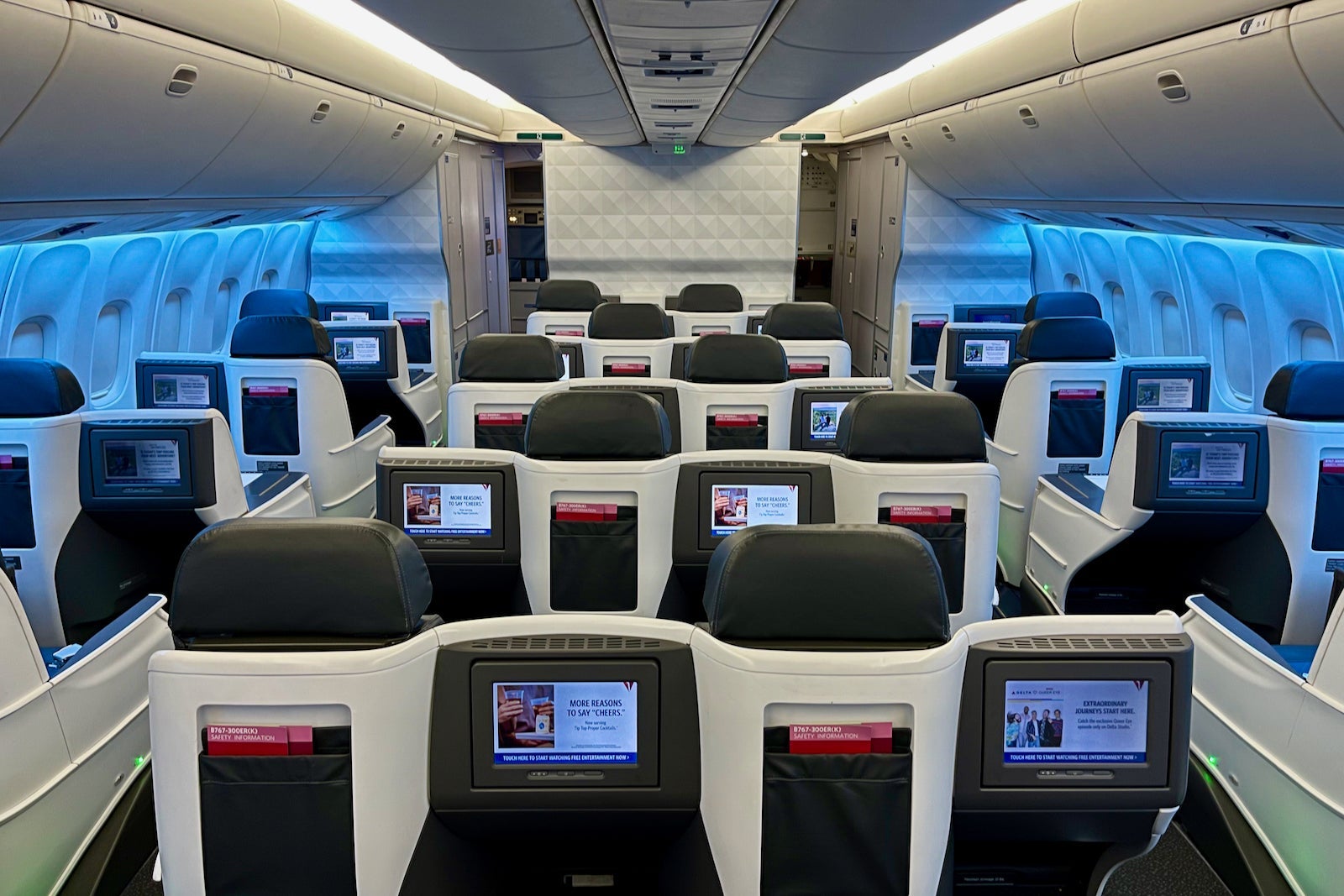 Delta Boeing 767-300 Retrofit One Premium Select