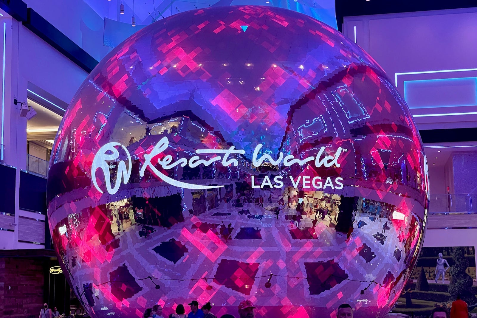 Las Vegas Resorts World Hilton Conrad Crockfords - 6