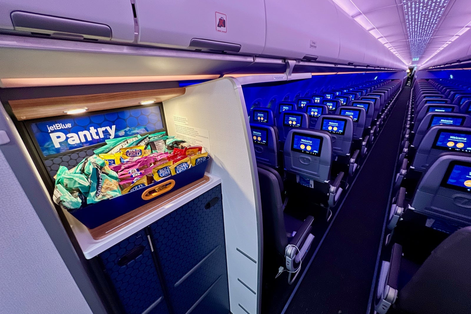 JetBlue Core Economy Airbus A321LR New York London