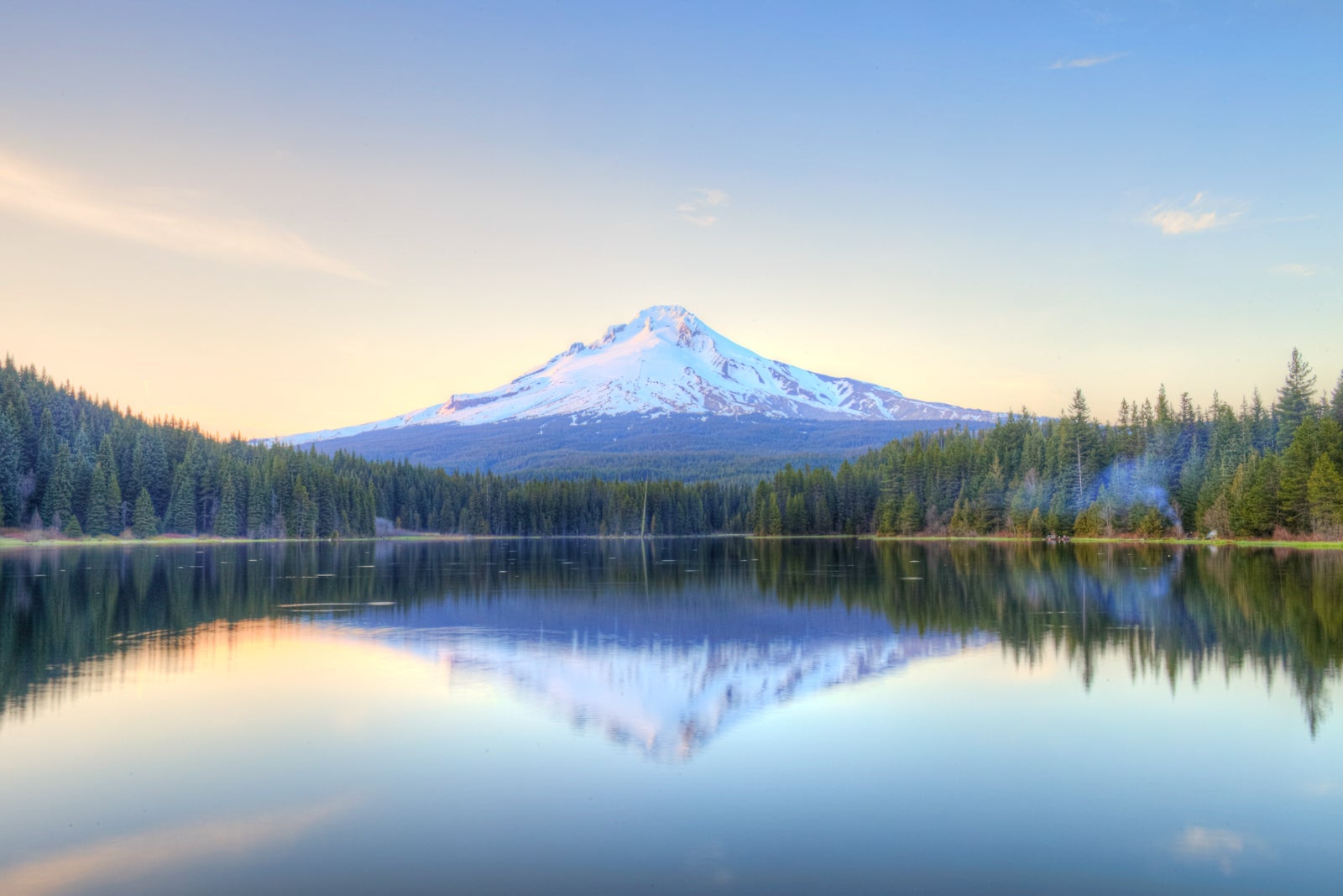 Mount Hood seen from the Trillium Lake