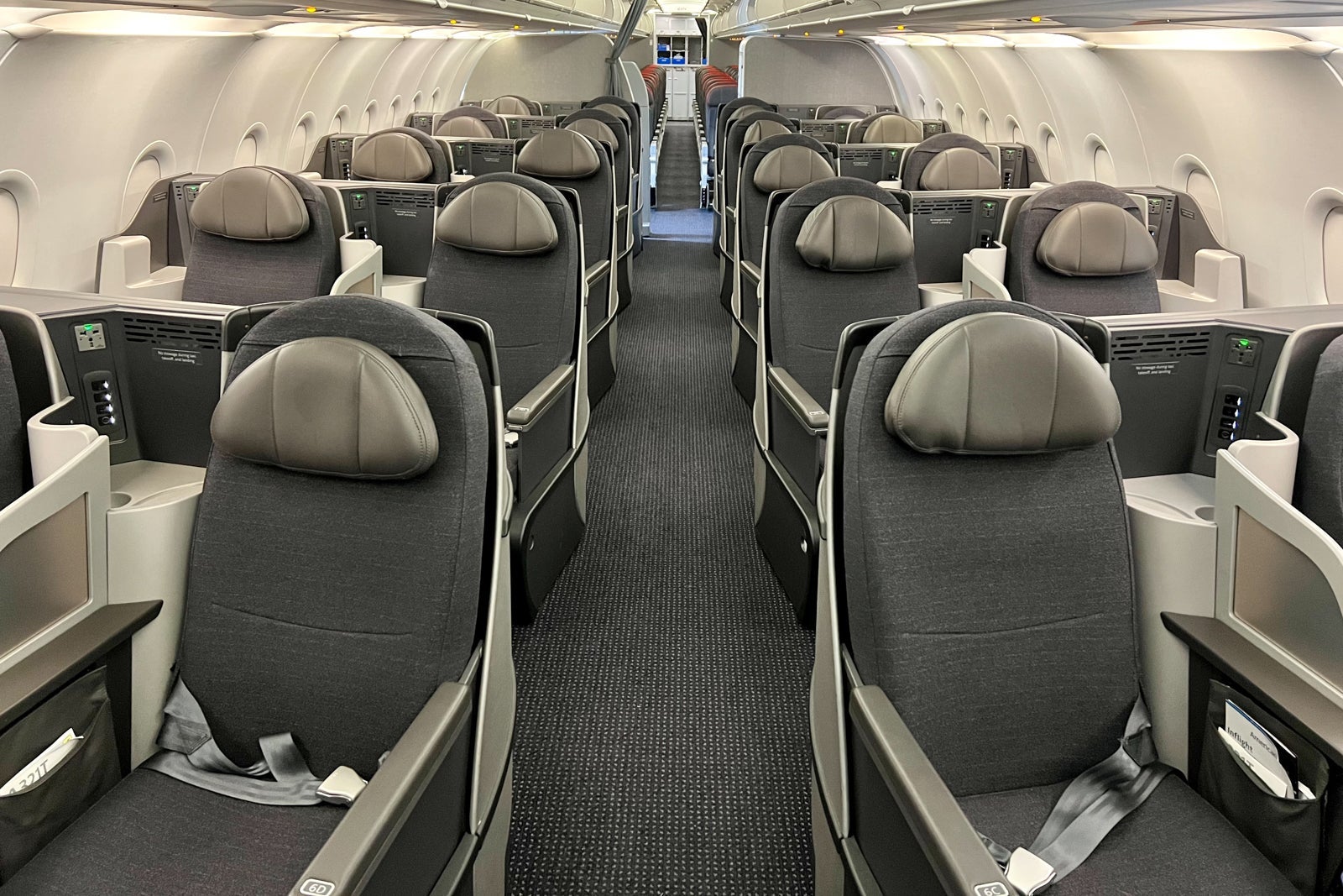 American Airlines AIrbus A321T Business Class