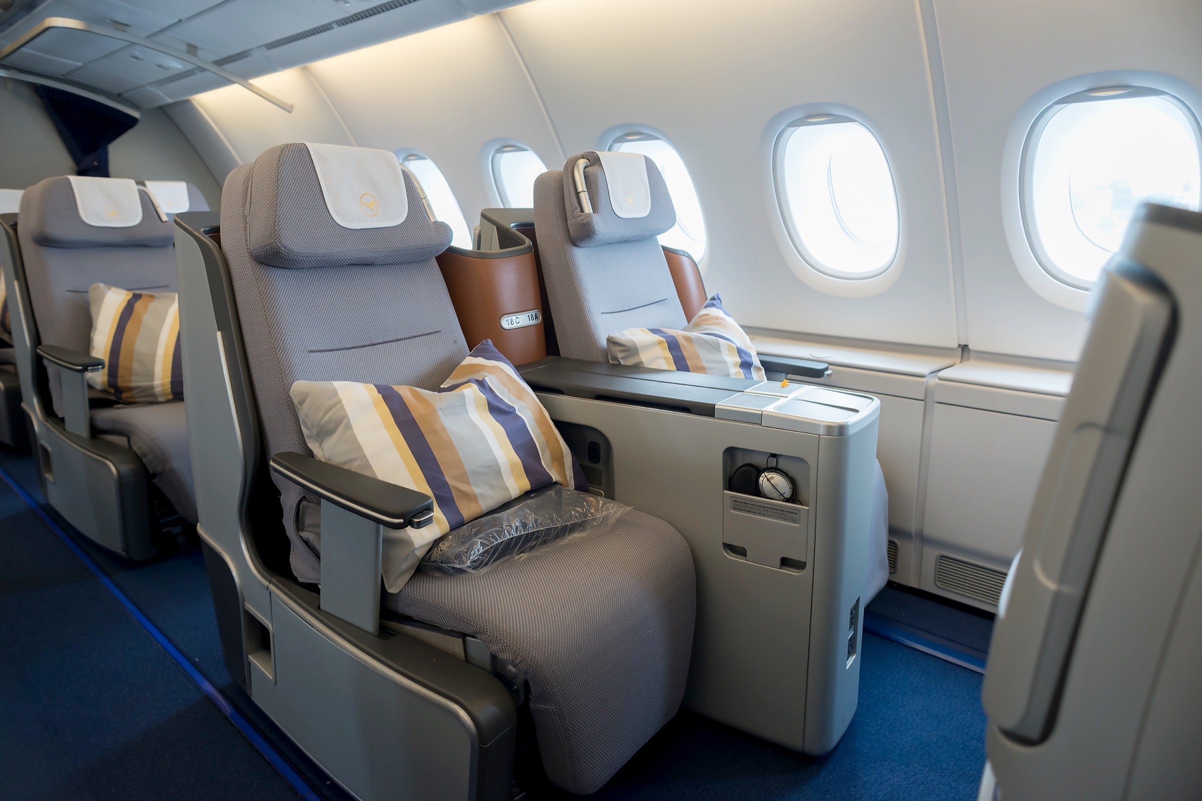 Lufthansa business class seat