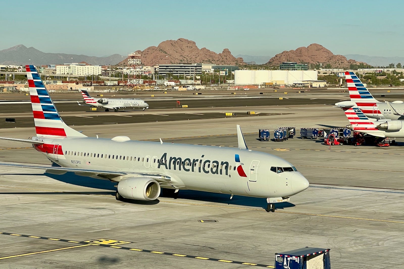 American Airlines Zach Griff Boeing 737 Phoenix