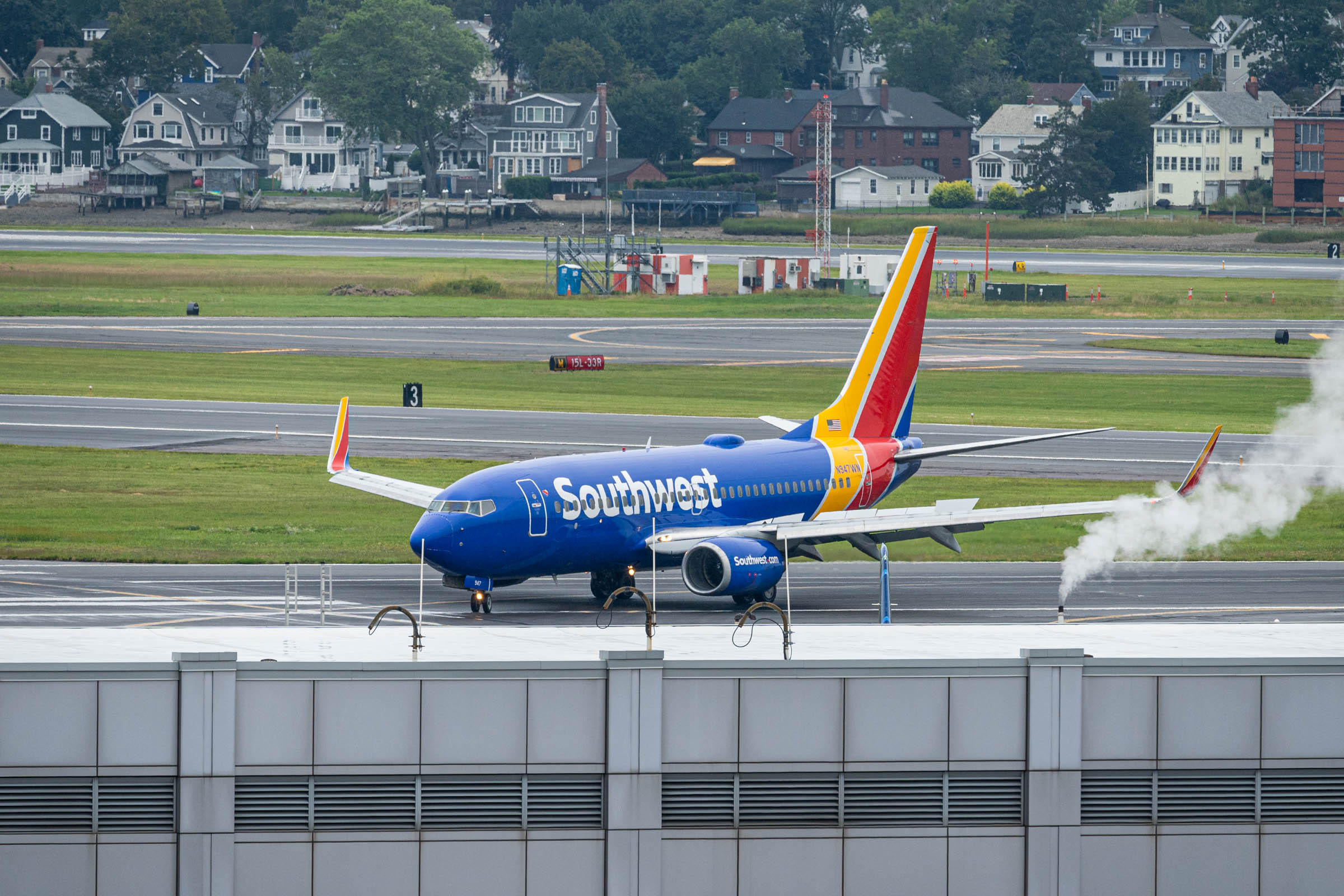 Southwest 737-700 Boston-1
