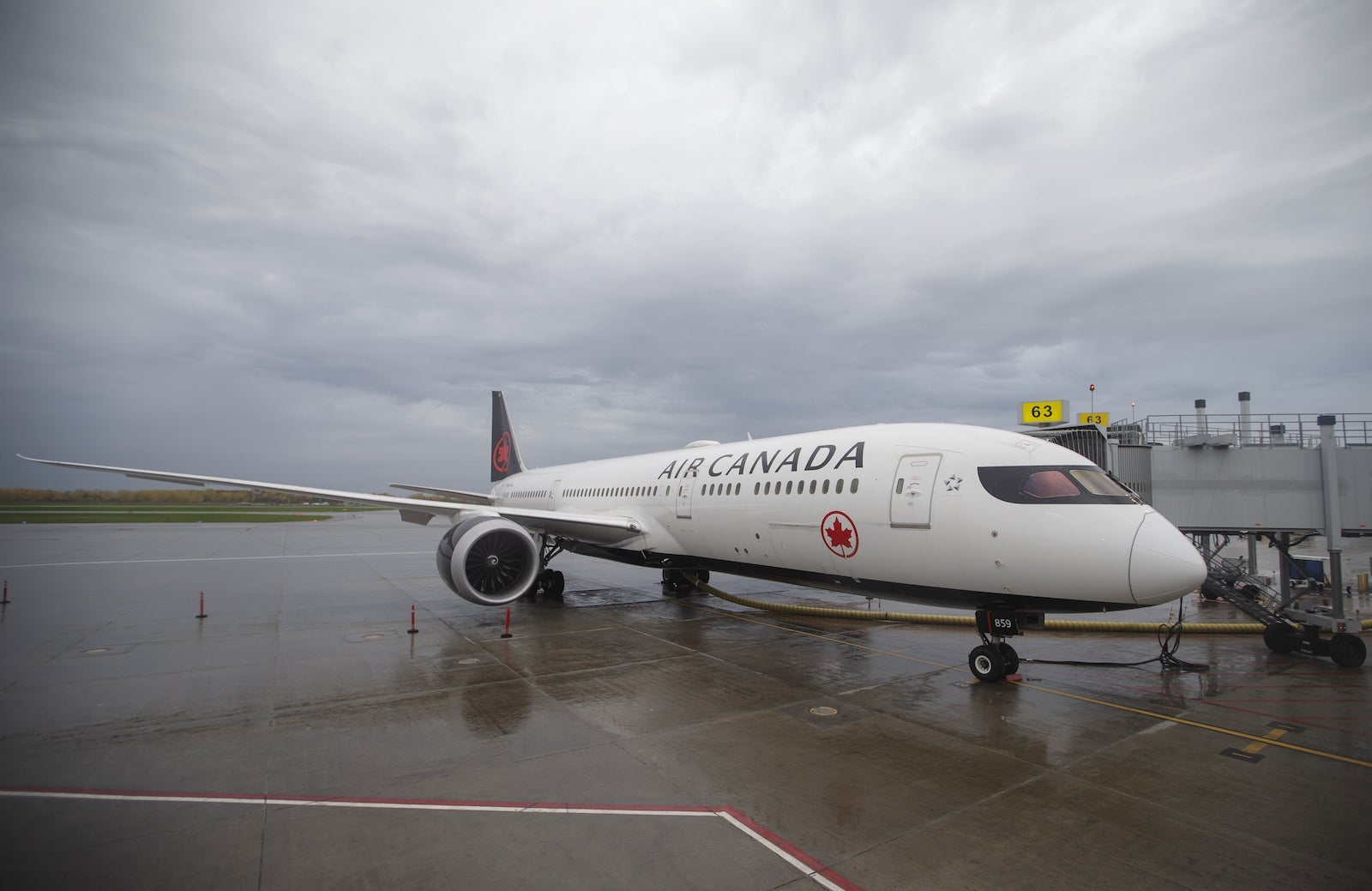 Air Canada Flights Ahead Of Earnings Figures