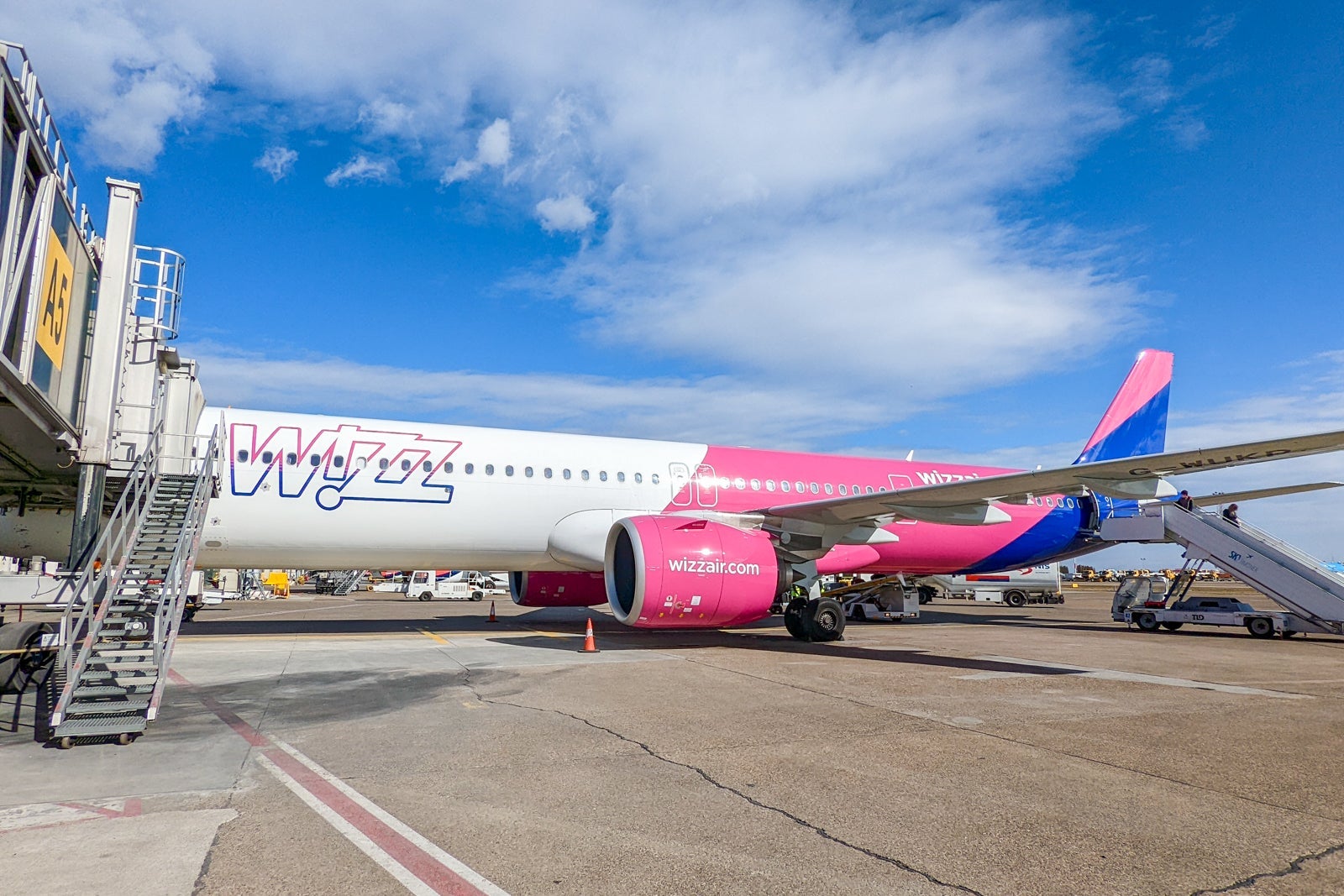 Wizz Air Abu Dhabi