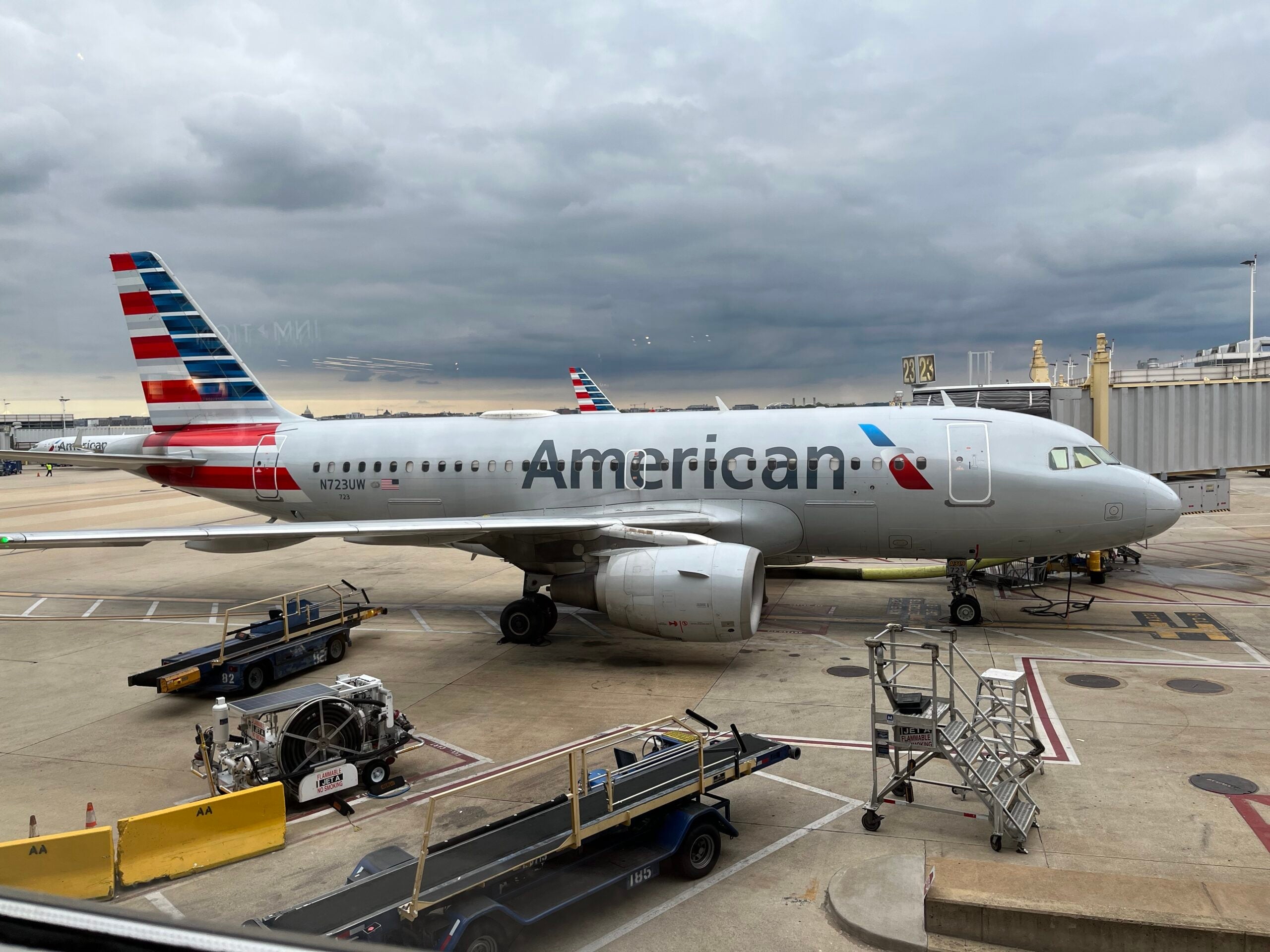 american airlines plane at DCA