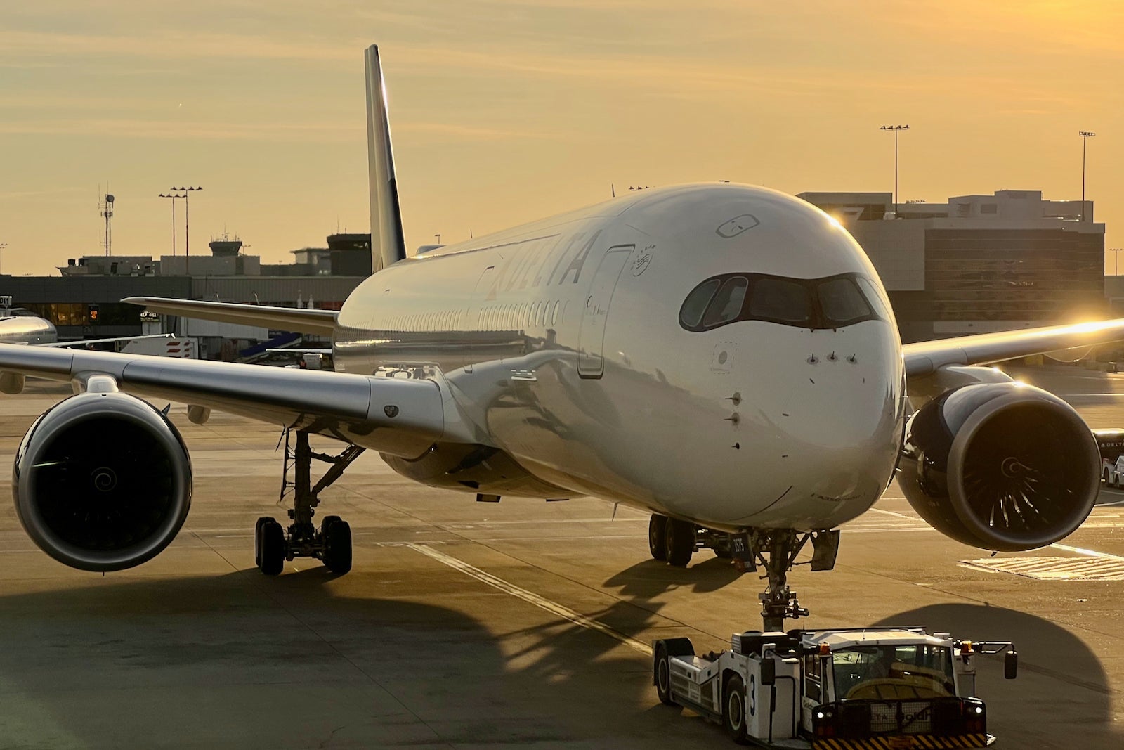 Delta One Airbus A350 Used LATAM Business Class