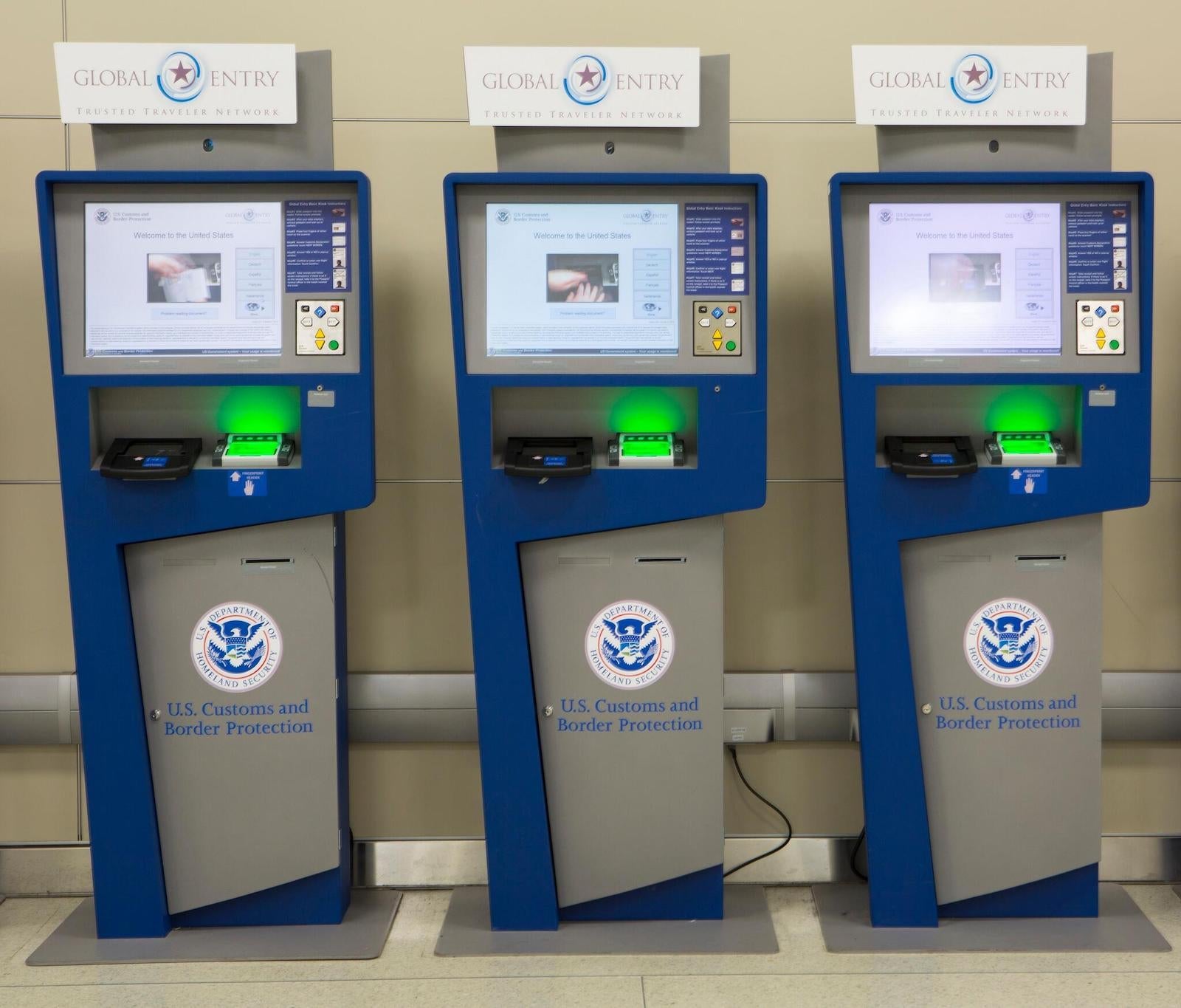 cbp photo global entry kiosks