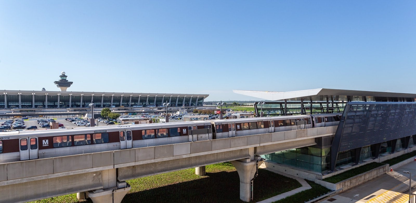 dulles airport metro station