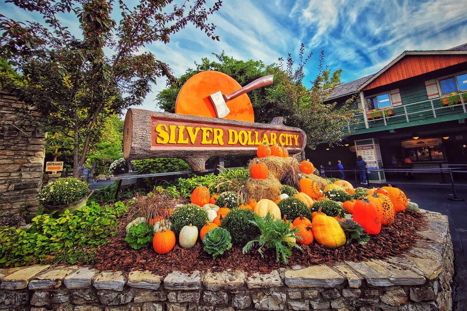 PHOTO COURTESY OF SILVER DOLLAR CITY