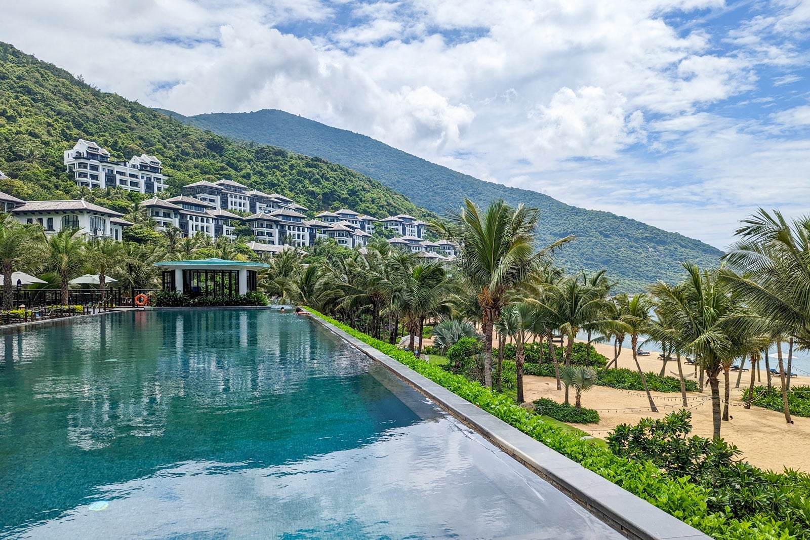 KATIE GENTER/THE POINTS GUY