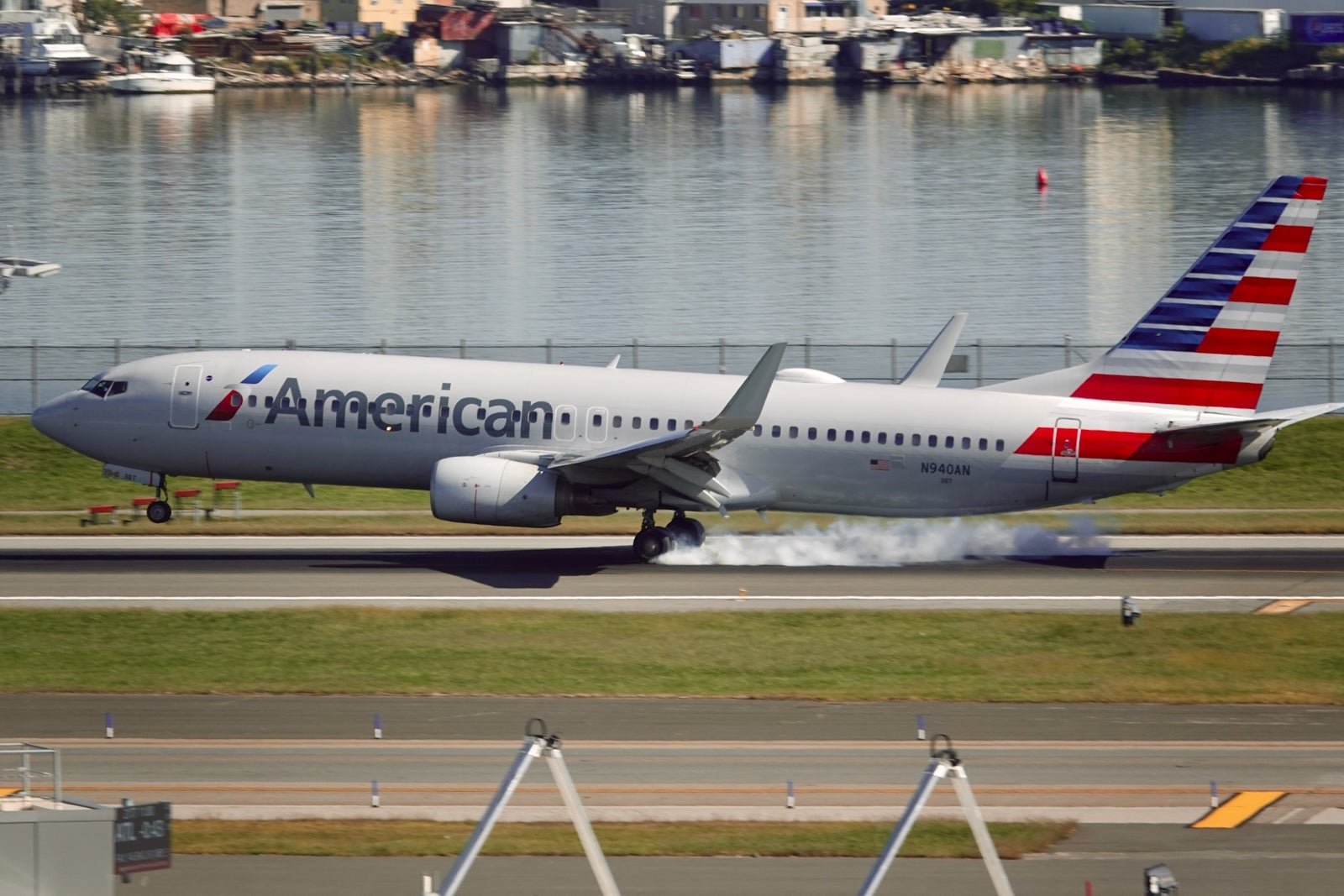 American Airlines Boeing 737