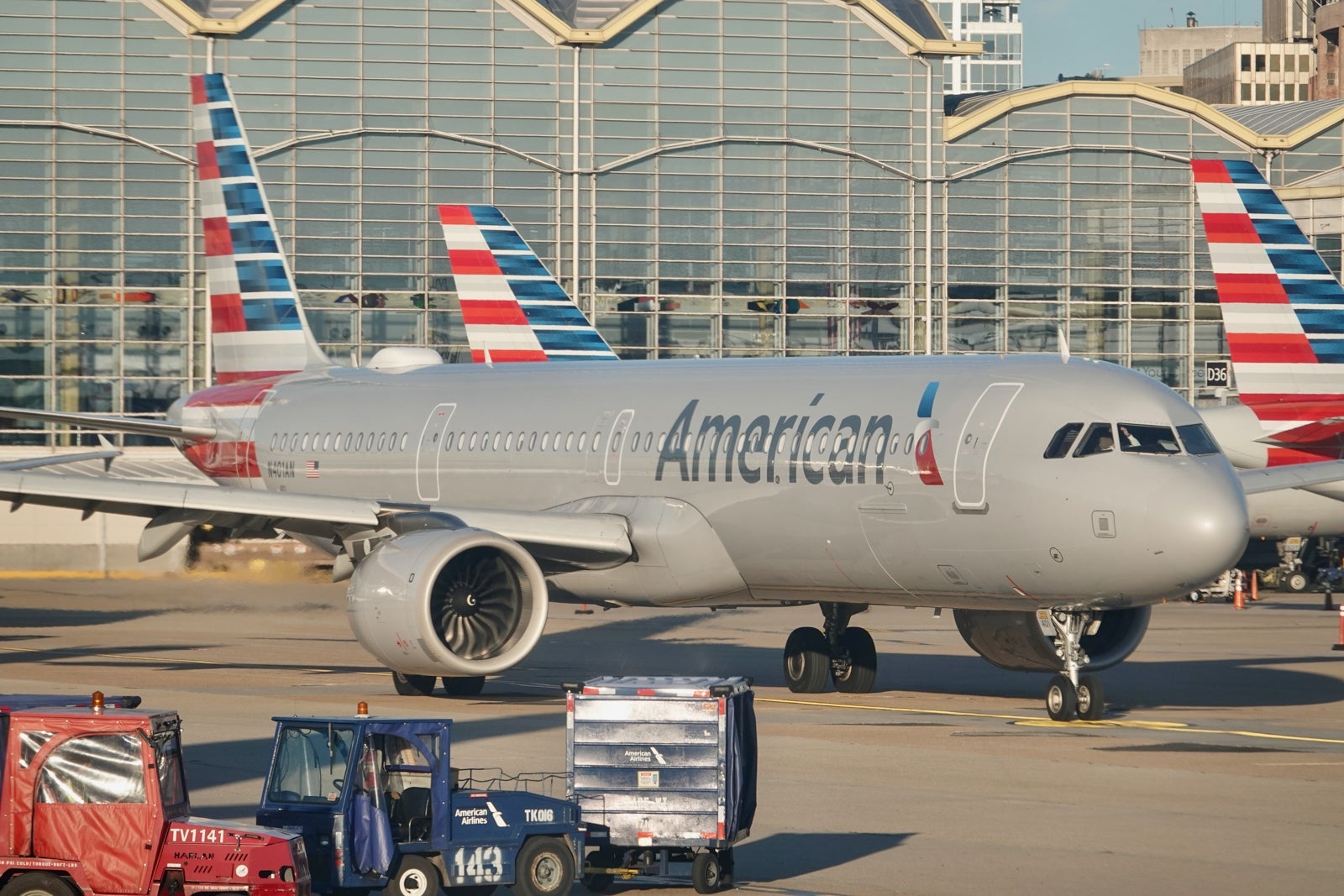 American Airlines Planes DCA Airbus Boeing A320 737 A321