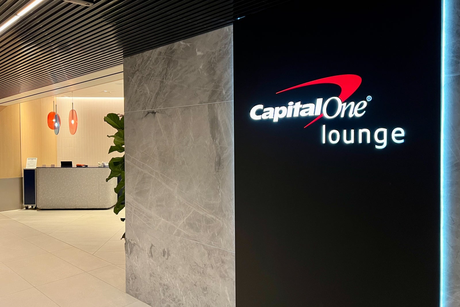 Capital One Lounge DFW