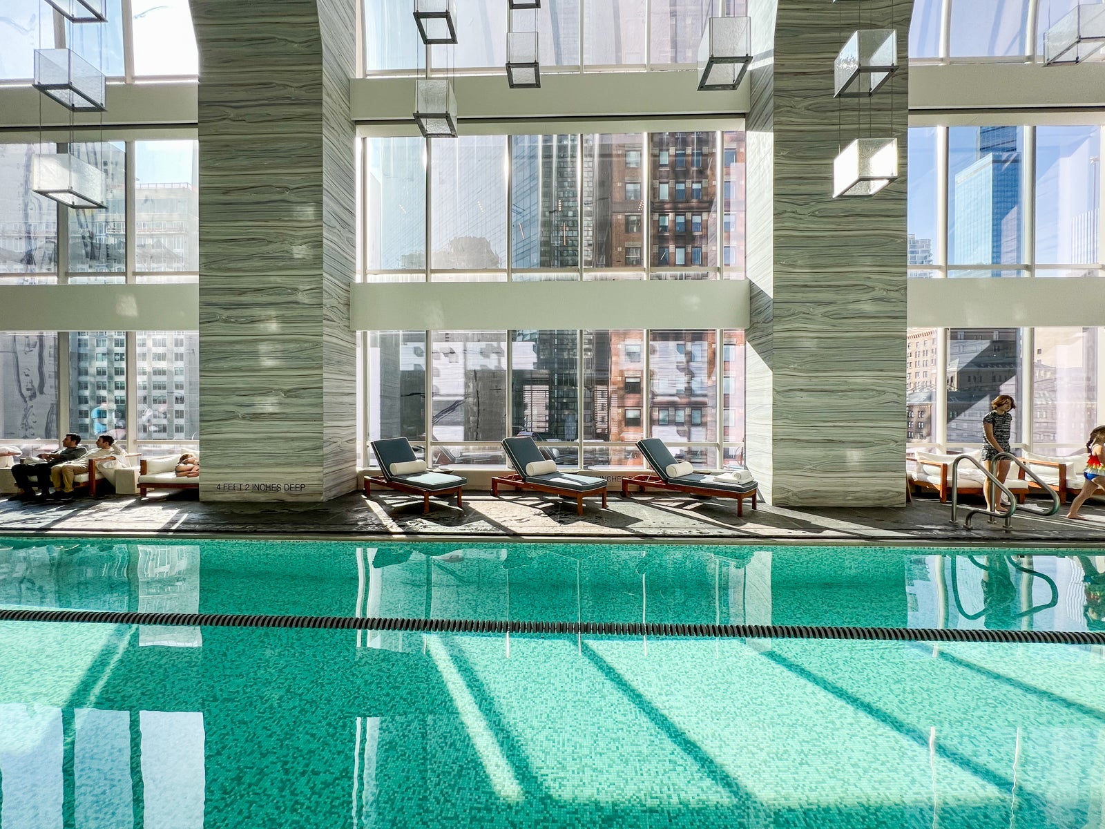 SUMMER HULL/THE POINTS GUY