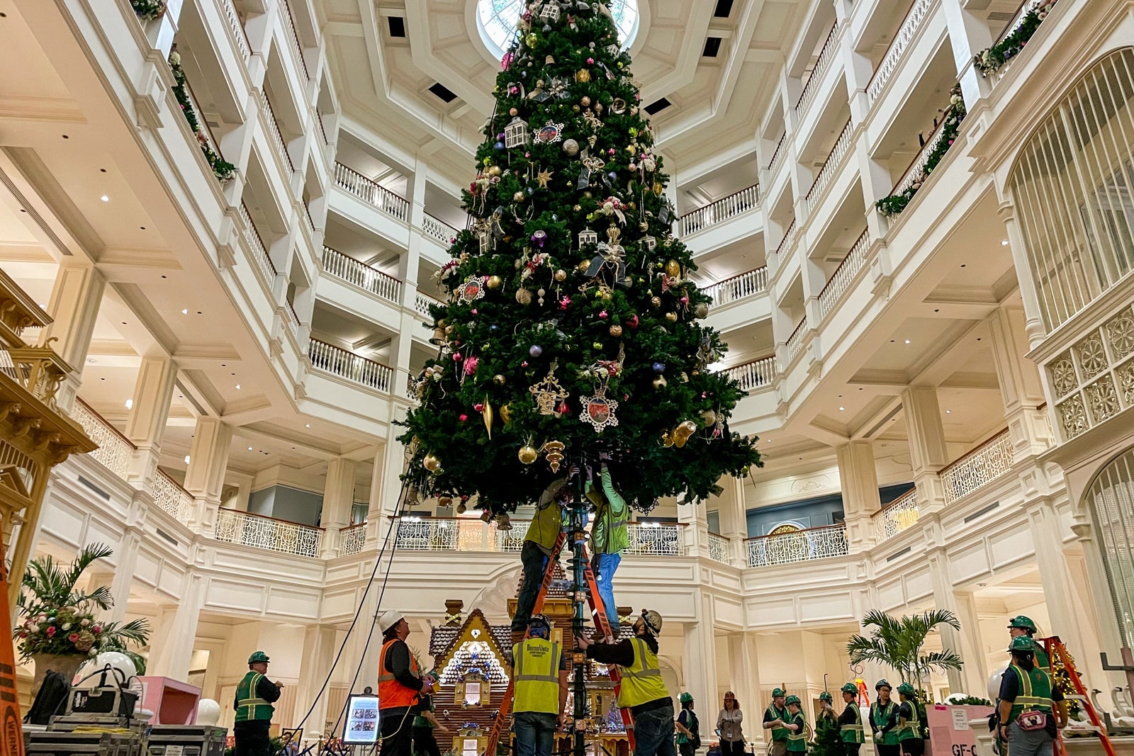 Grand Floridian Christmas Tree
