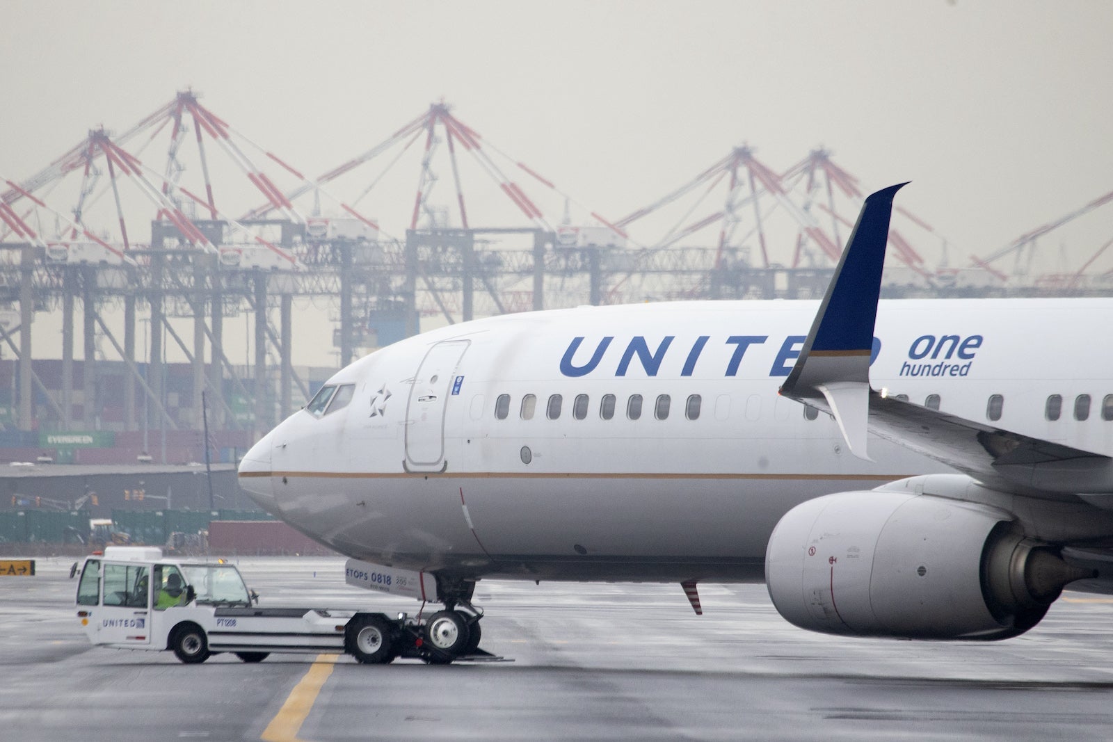 United plane on the tarmac at Newark airport