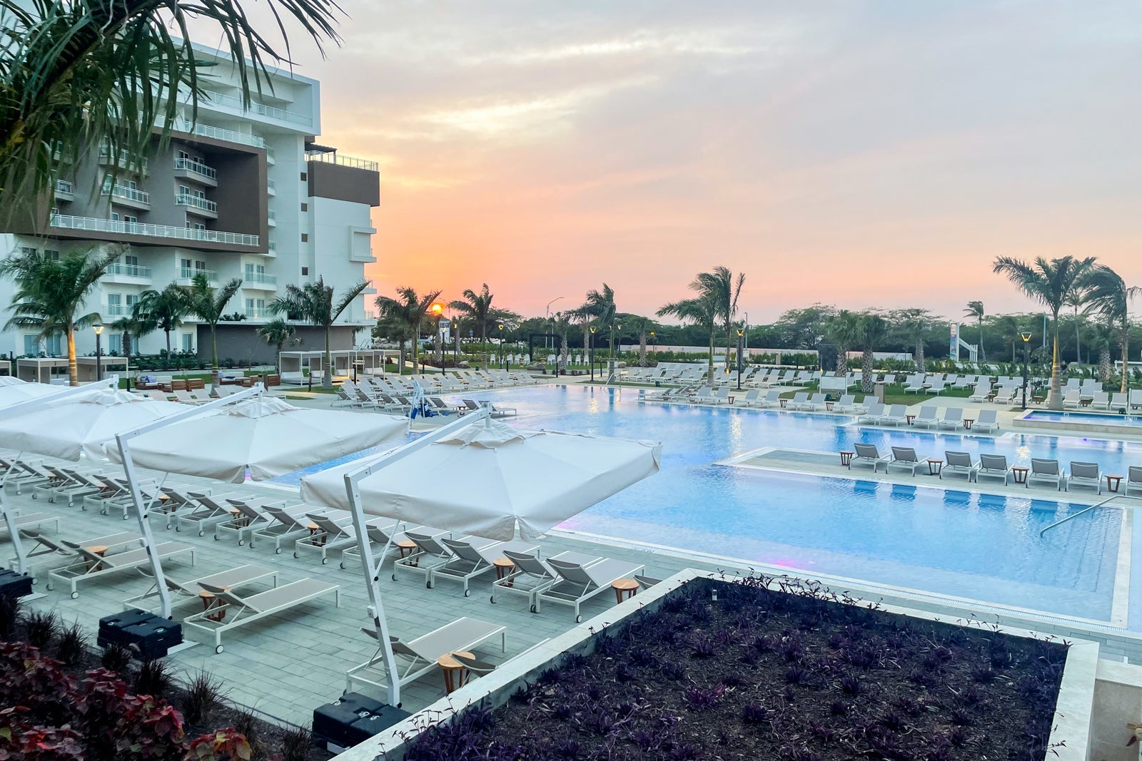 MELANIE LIEBERMAN/THE POINTS GUY