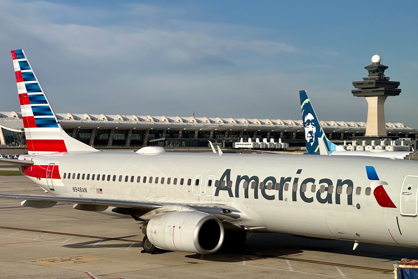 American Airlines Boeing 737 Alaska Airlines Oneworld Washington
