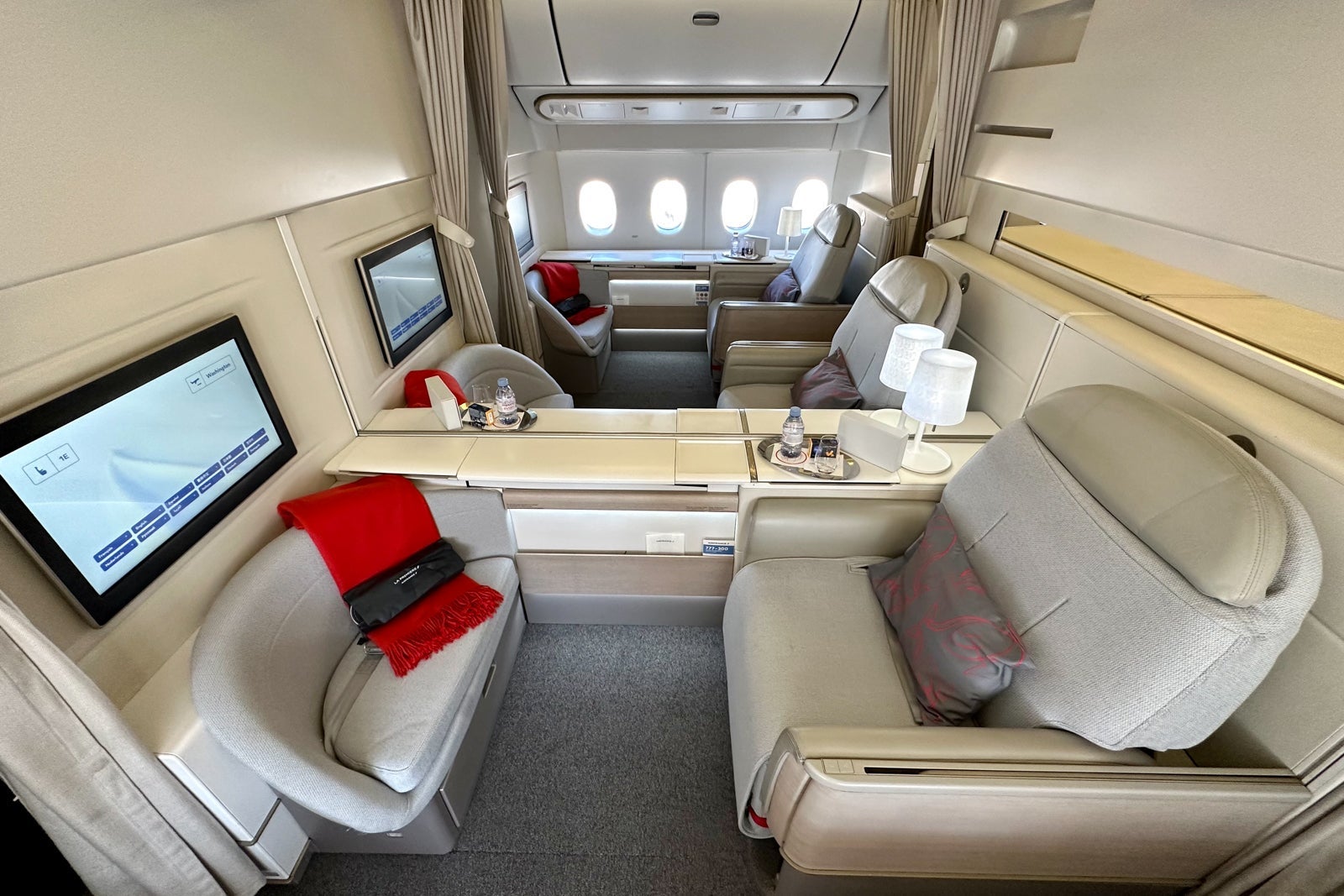 Air France La Premiere Paris CDG Boeing 777-300ER