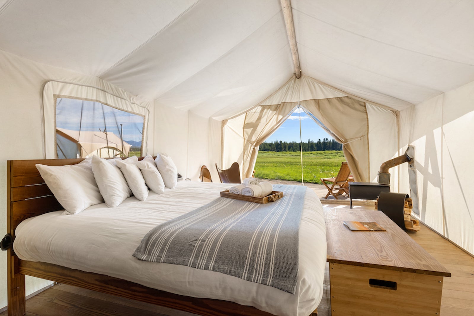 UNDER CANVAS NORTHER YELLOWSTONE/FACEBOOK