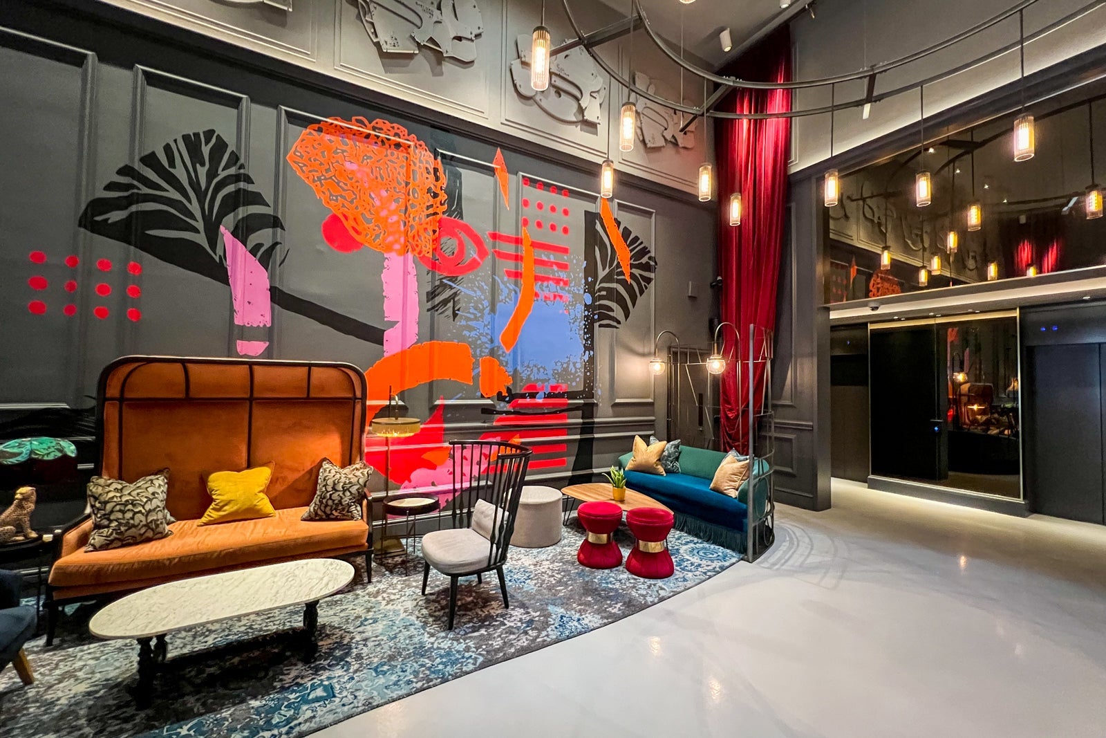 SUMMER HULL/THE POINTS GUY